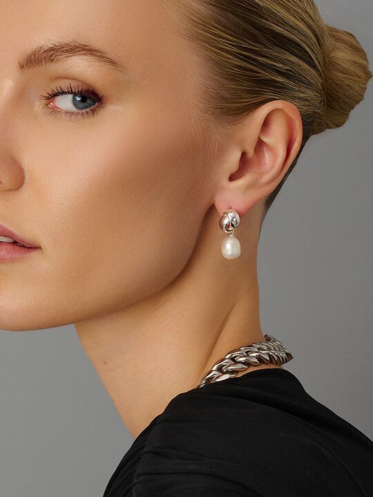 Pearl Drop Earrings in Silver