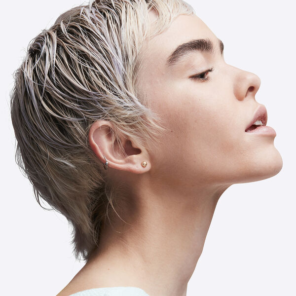 Studio Radiance Face And Body Radiant Sheer Foundation