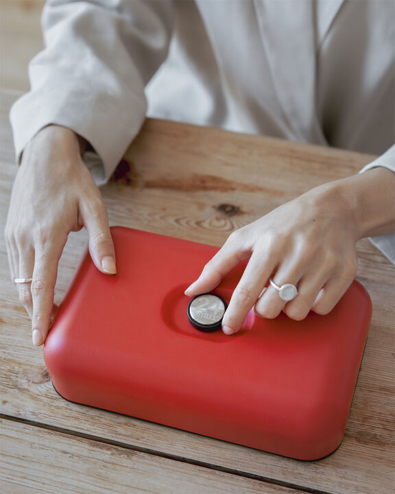 Lunchbox - Stone Finish - Hot Red