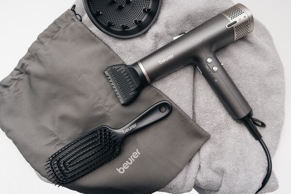 Hårføner HC 100 med digital motor PR-HC02R