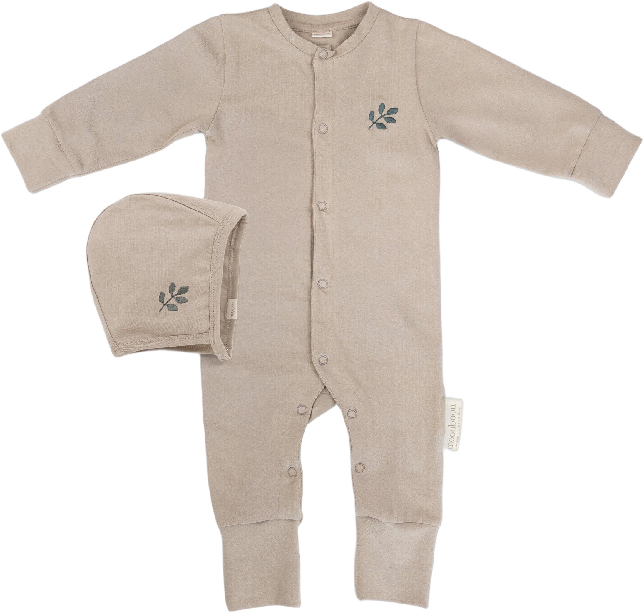 Sleep suit & bonnet giftbox