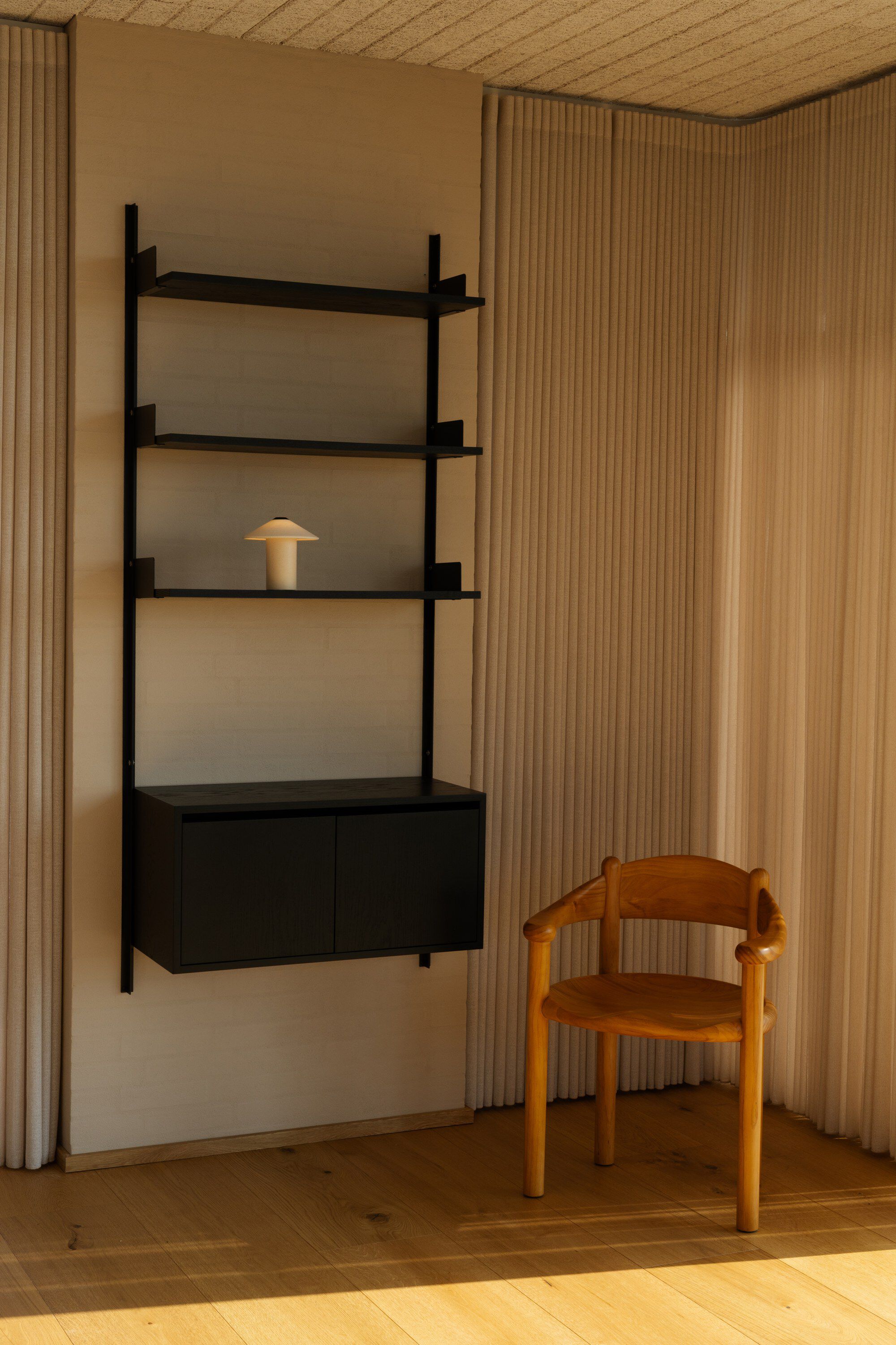 FUT� TABLE 180 PORTABLE