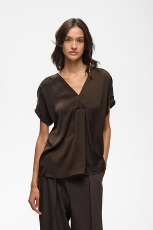 RindaIW Top
