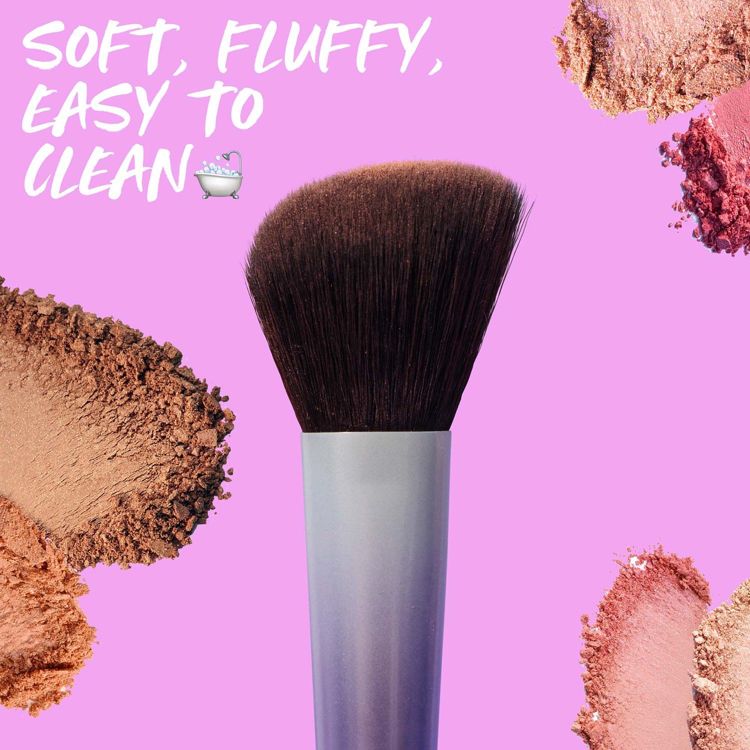 Brush - Skr&aring; b&oslash;rste til blush