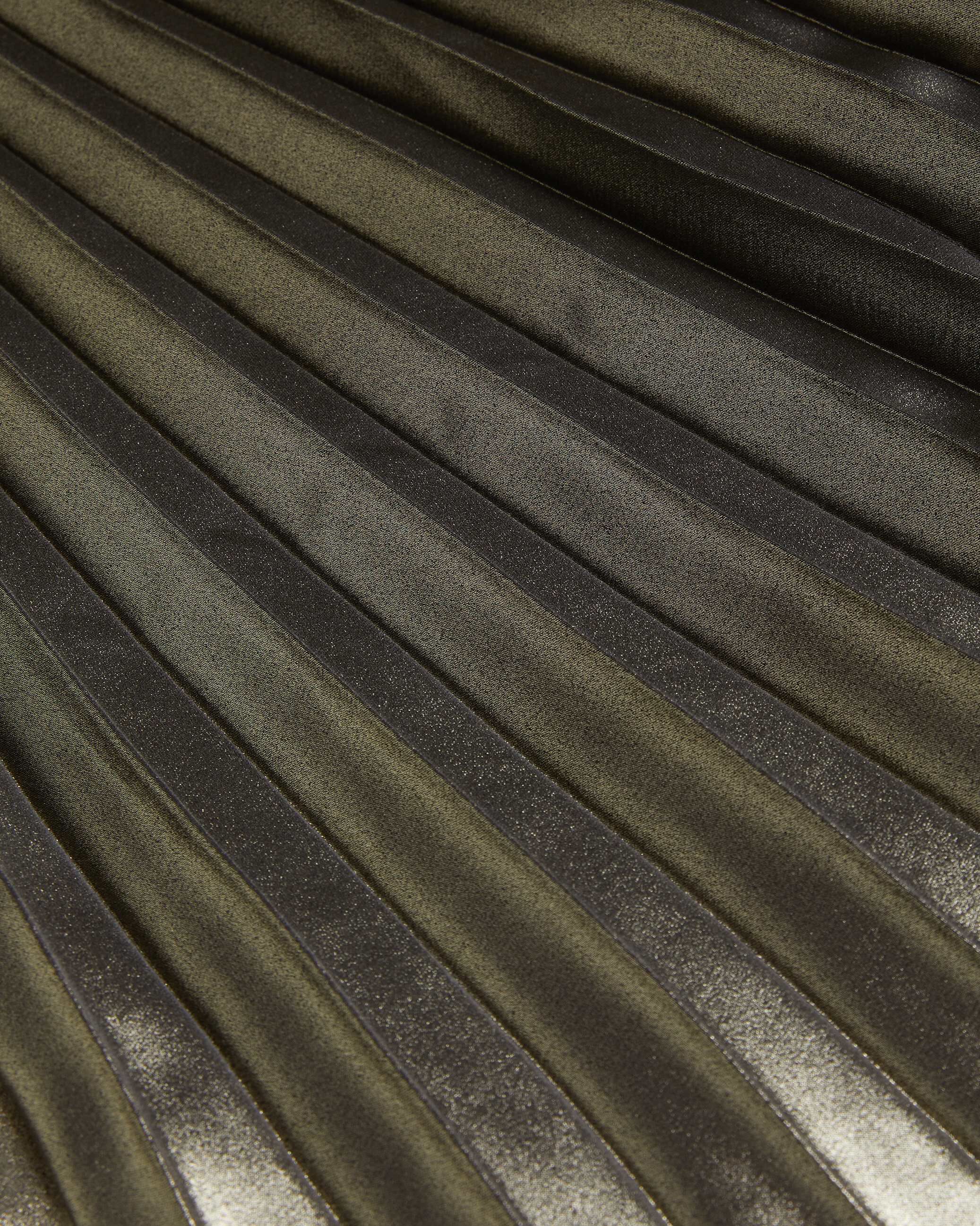 KESE Metallic Pleated Midi Skirt