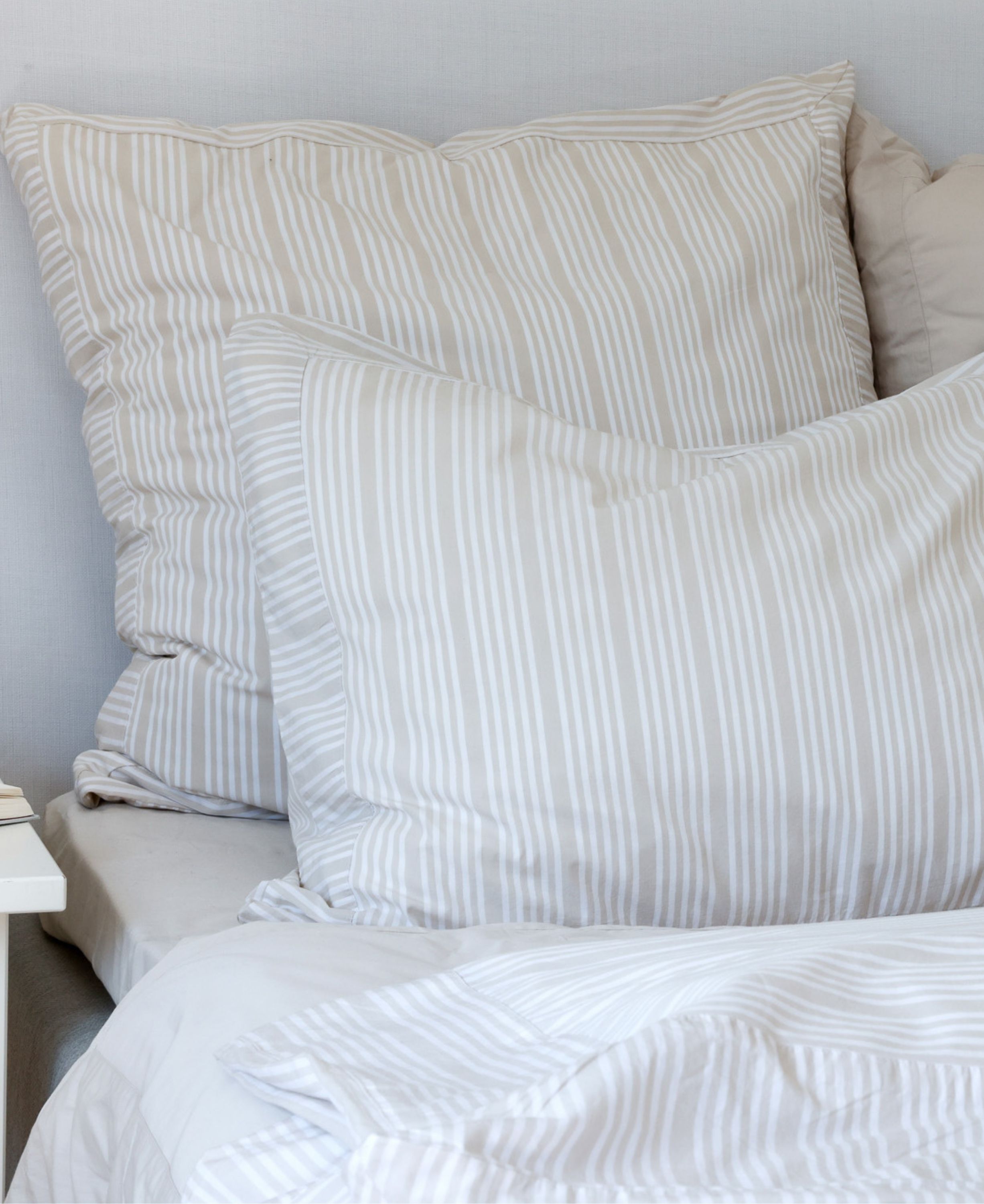 Senget&oslash;y & laken