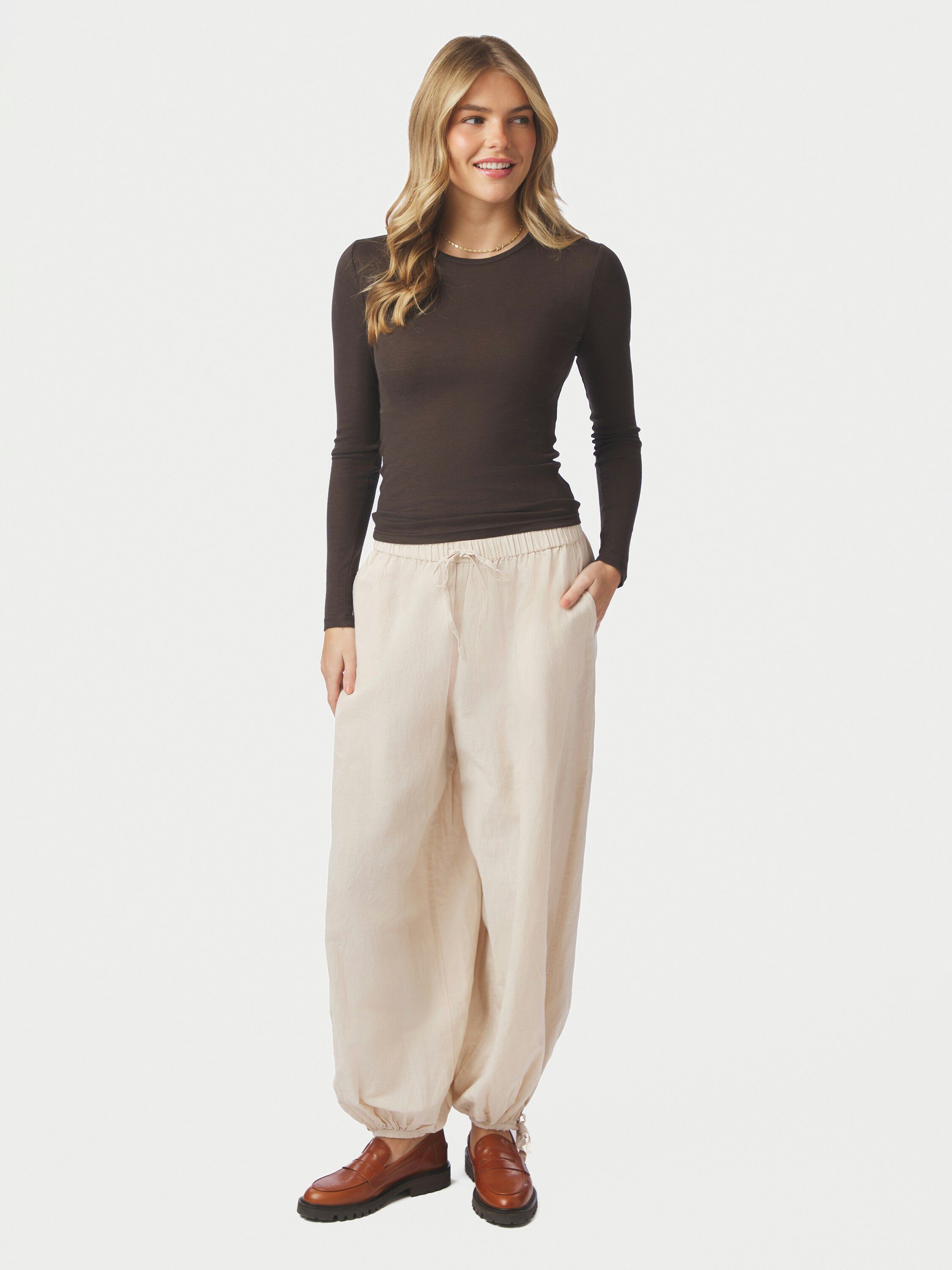 Roxane Balloon Linen Pants