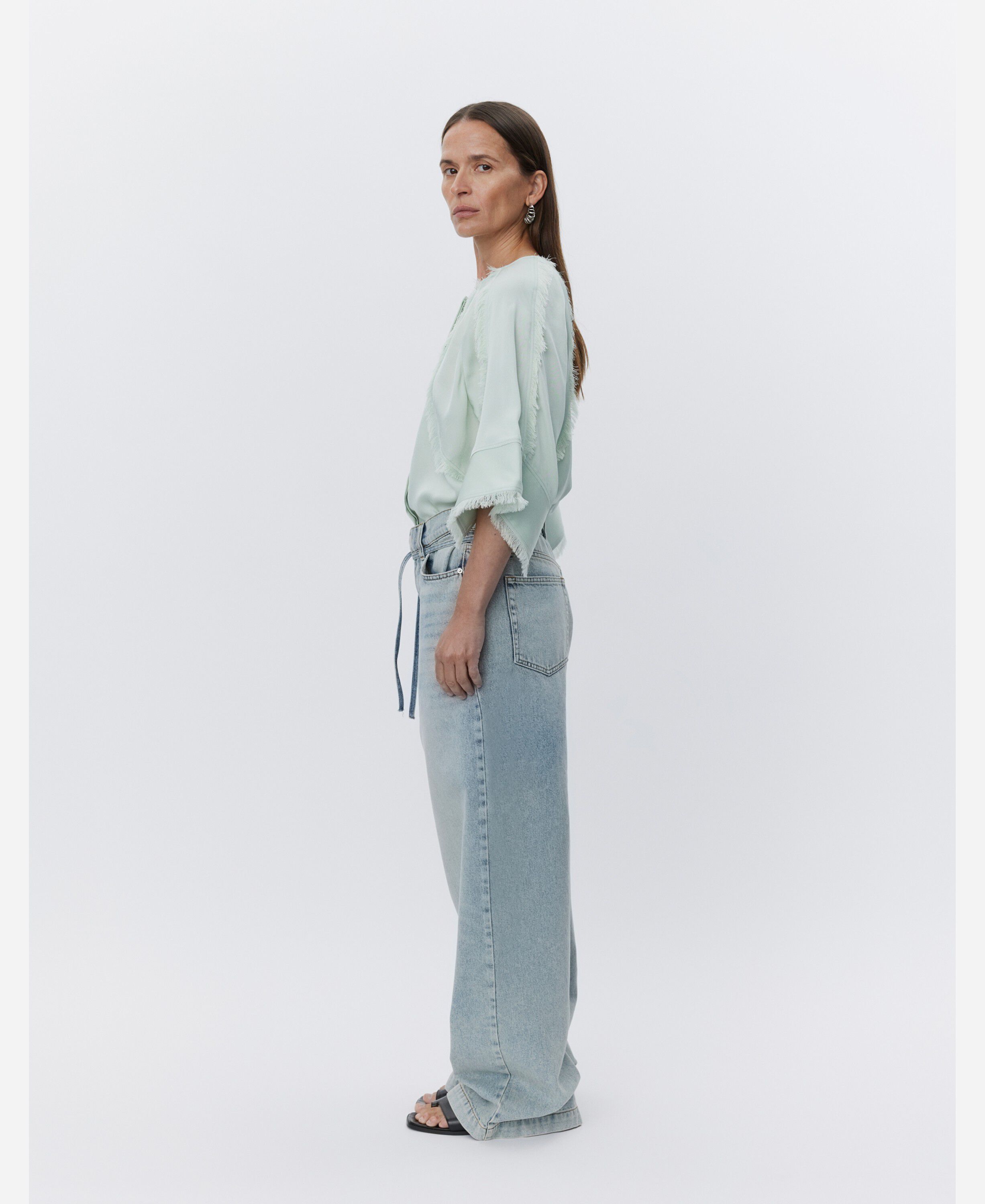 Zelie - Matte Crepe