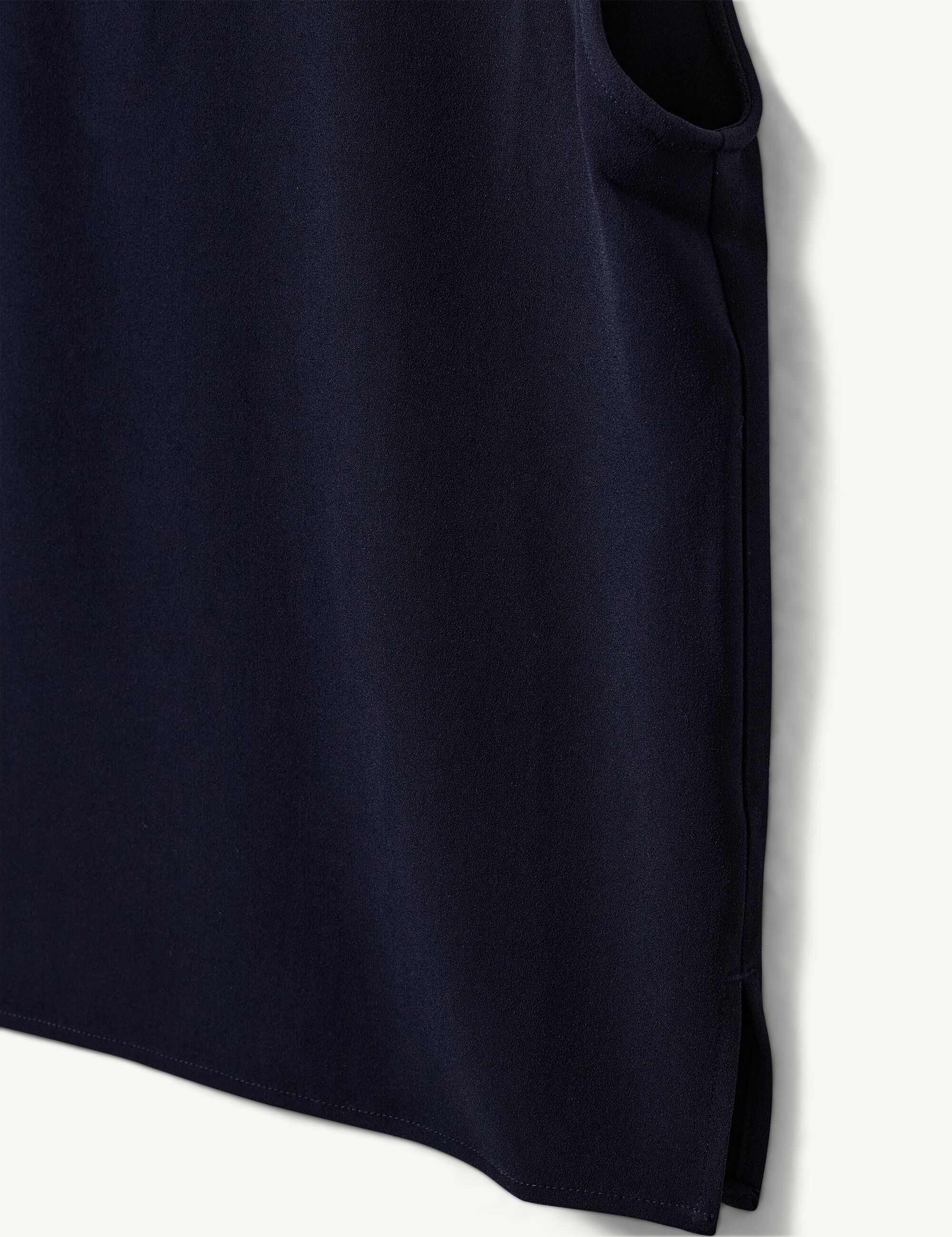 Cazandra Boxy V-Neck