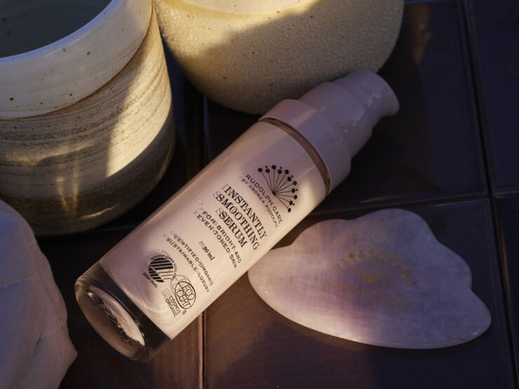 Instantly Smoothing Serum