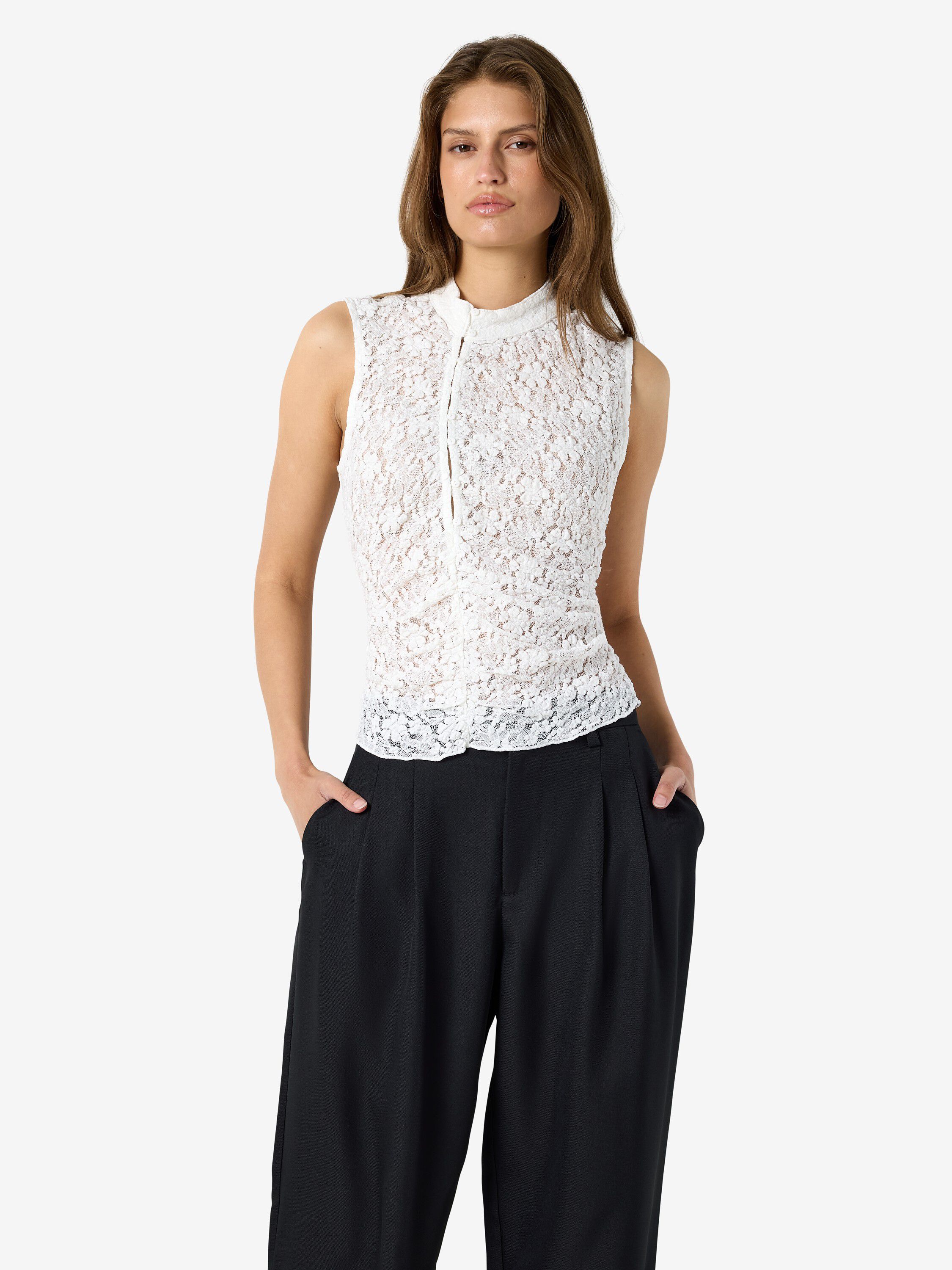 Nmpeyton S/L Button Top