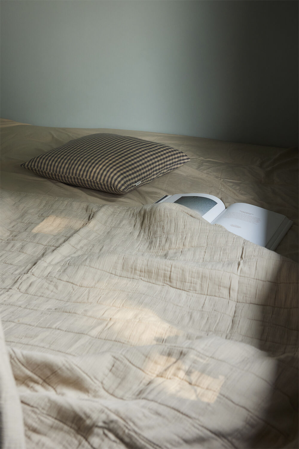 Faye Senget&aelig;ppe - Beige