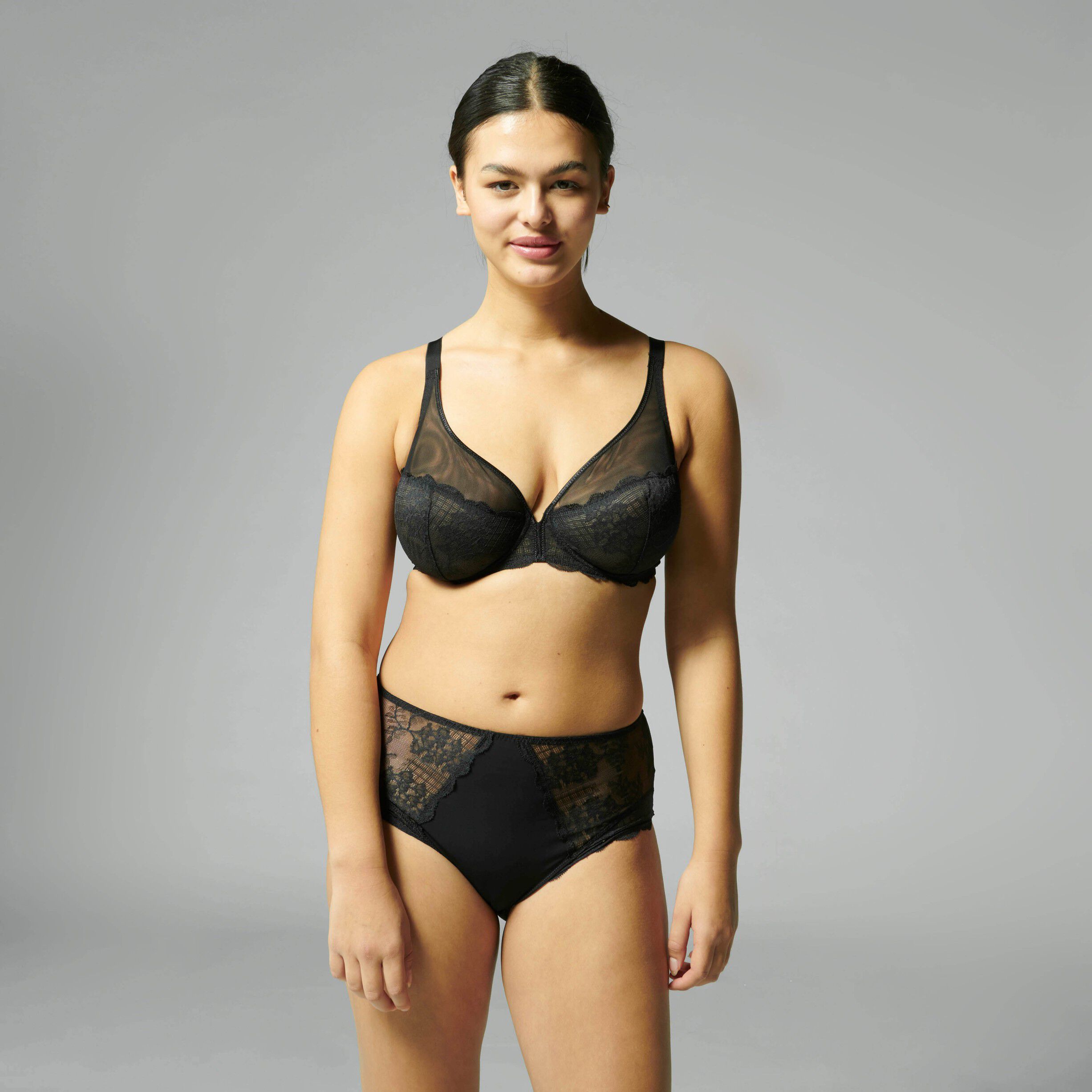 R&Ecirc;VE Retro brief