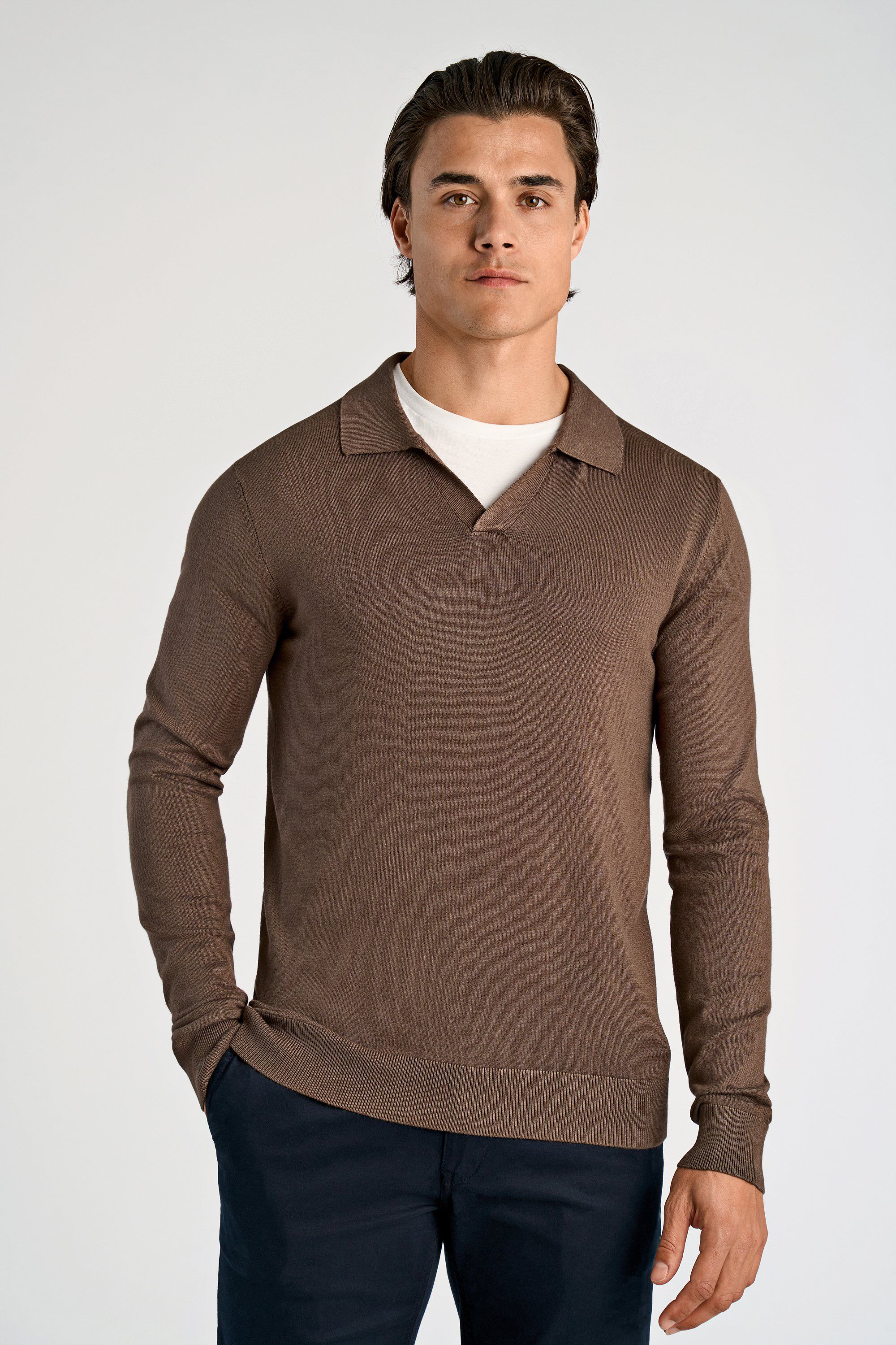 Ecovero L/S v-neck polo