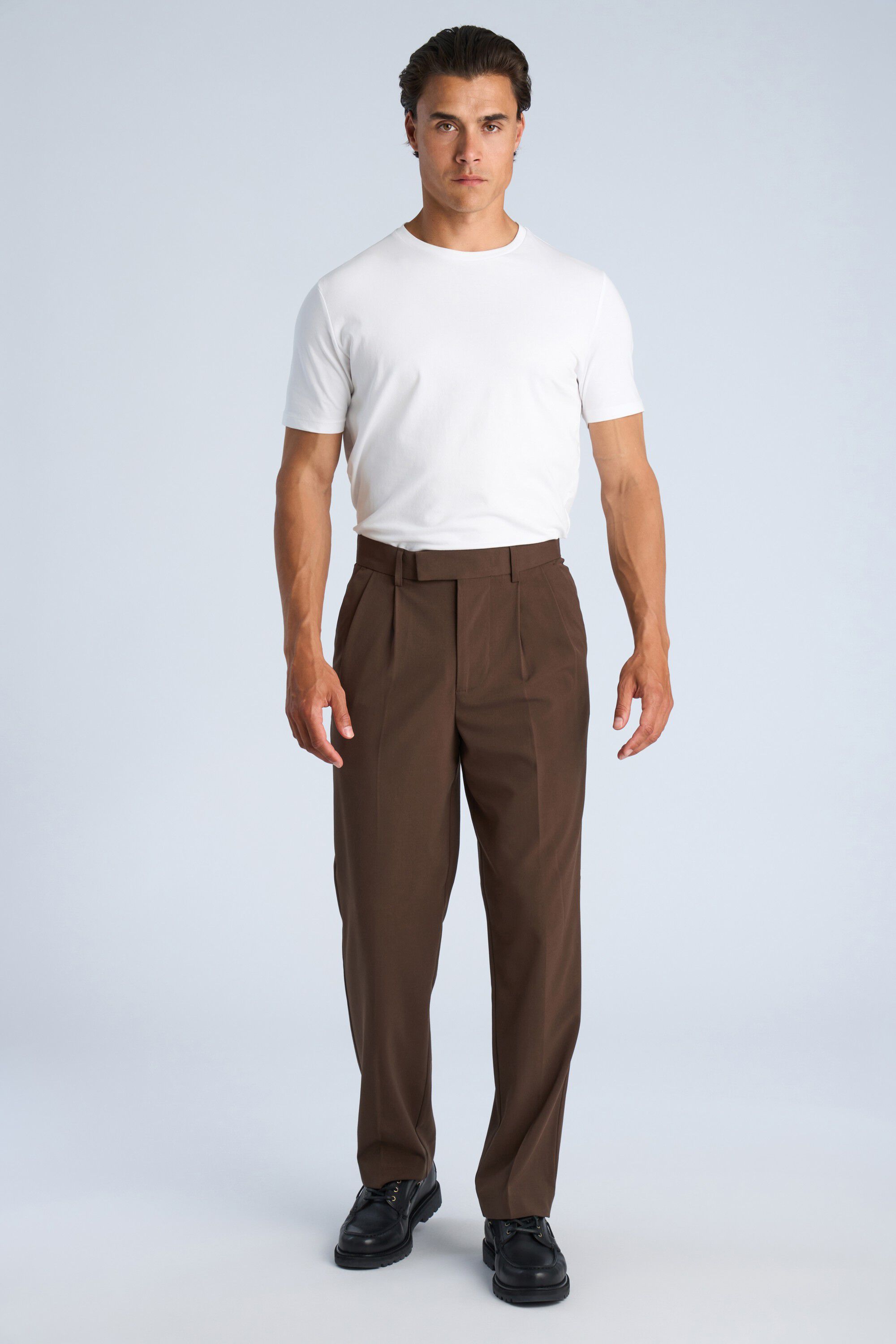 Relaxed pleated formal pants