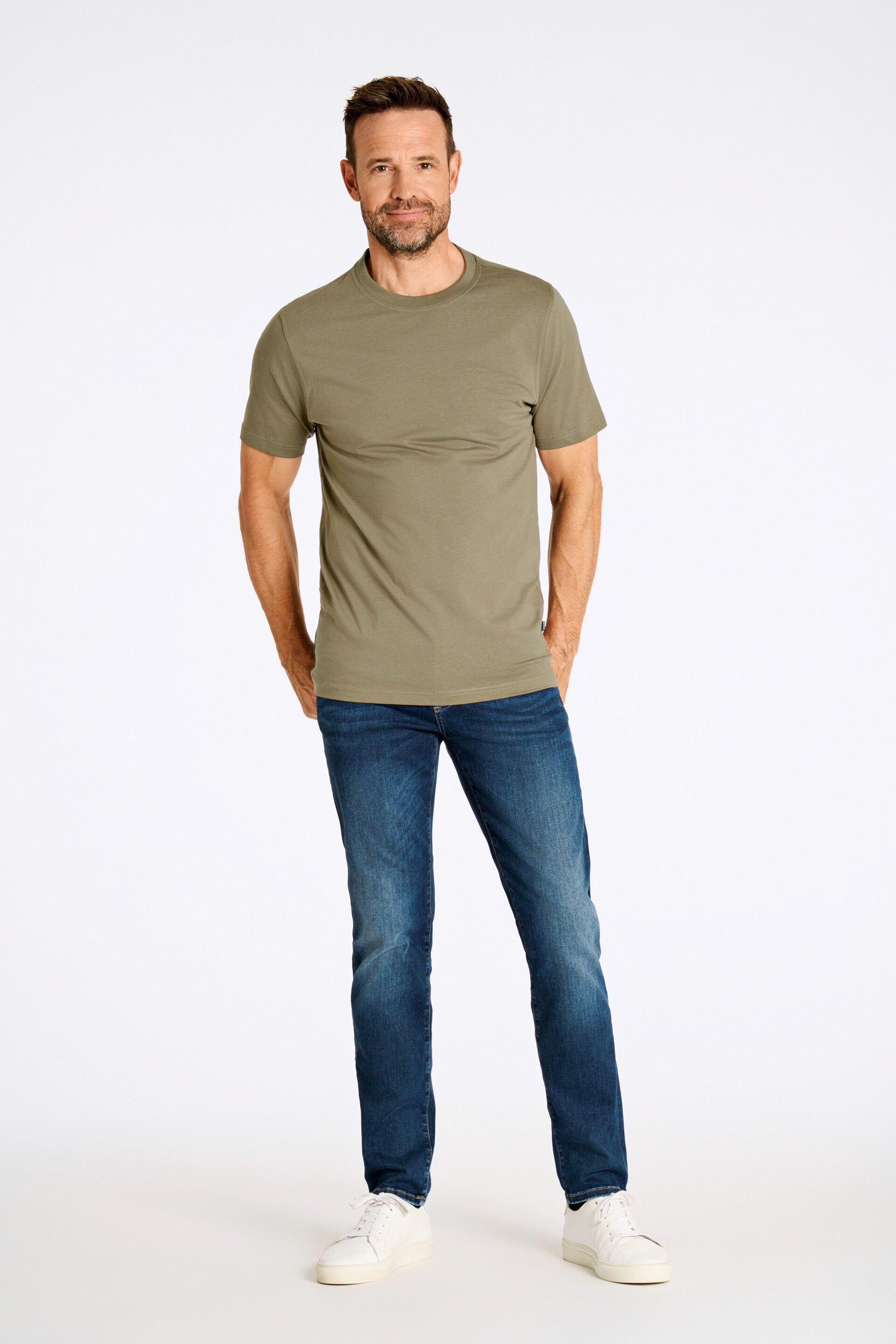 O-neck tee