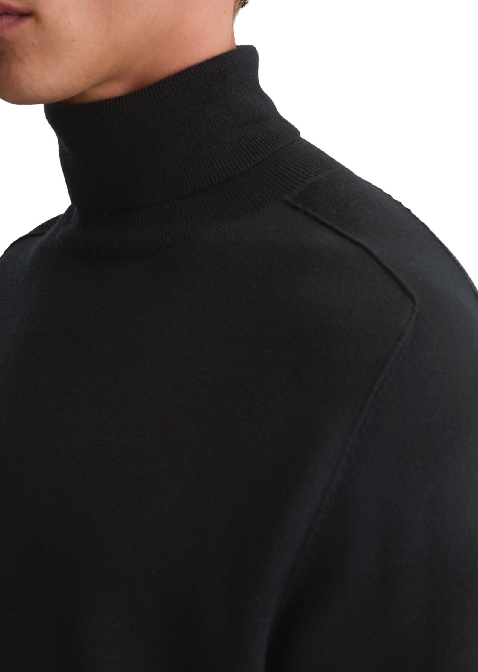 Turtleneck in pure merino