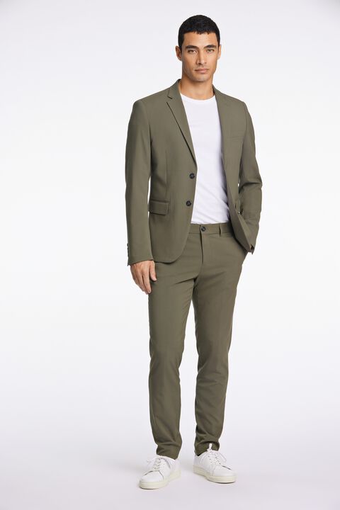Suit med let stretch