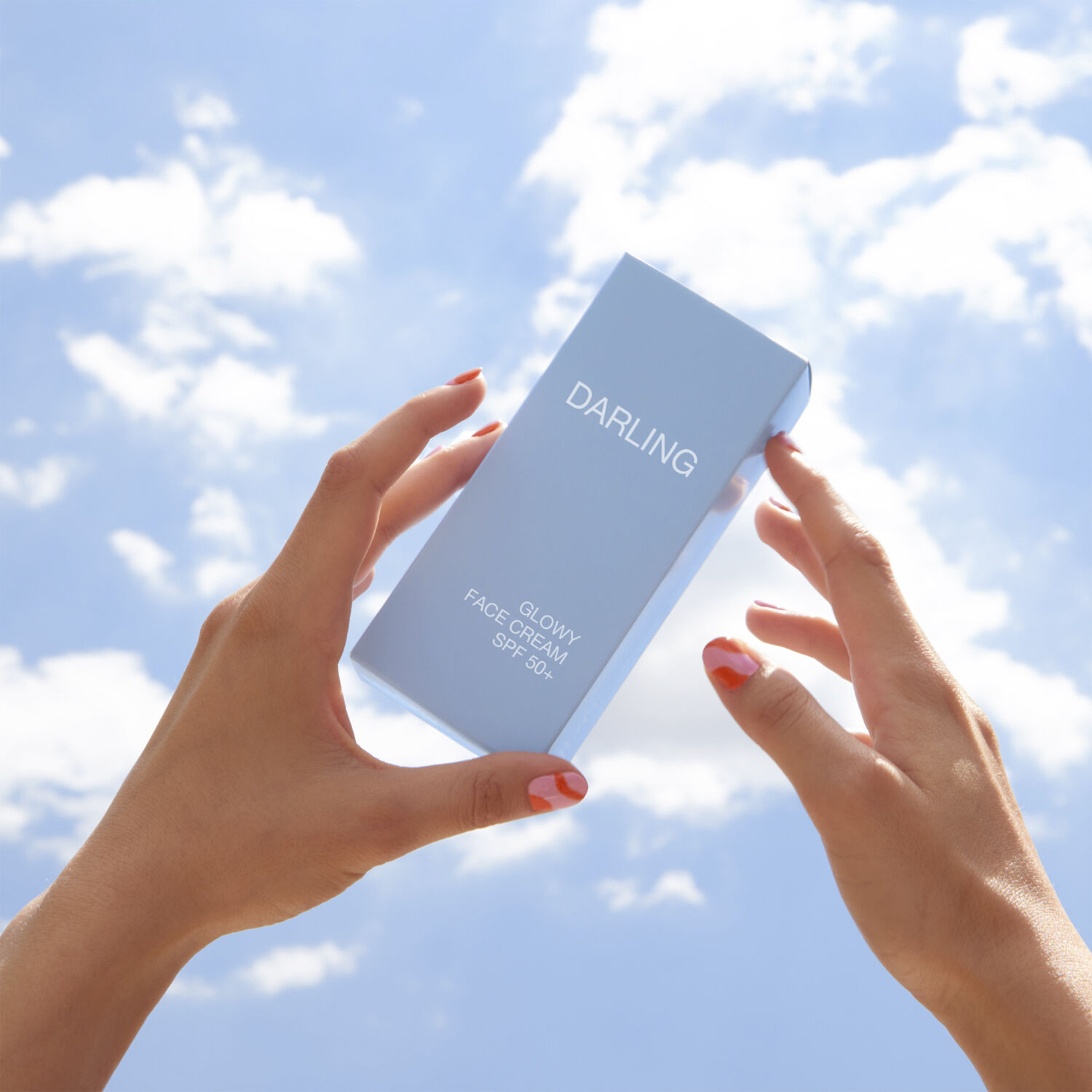 DARLING GLOWY SCREEN SPF 50+