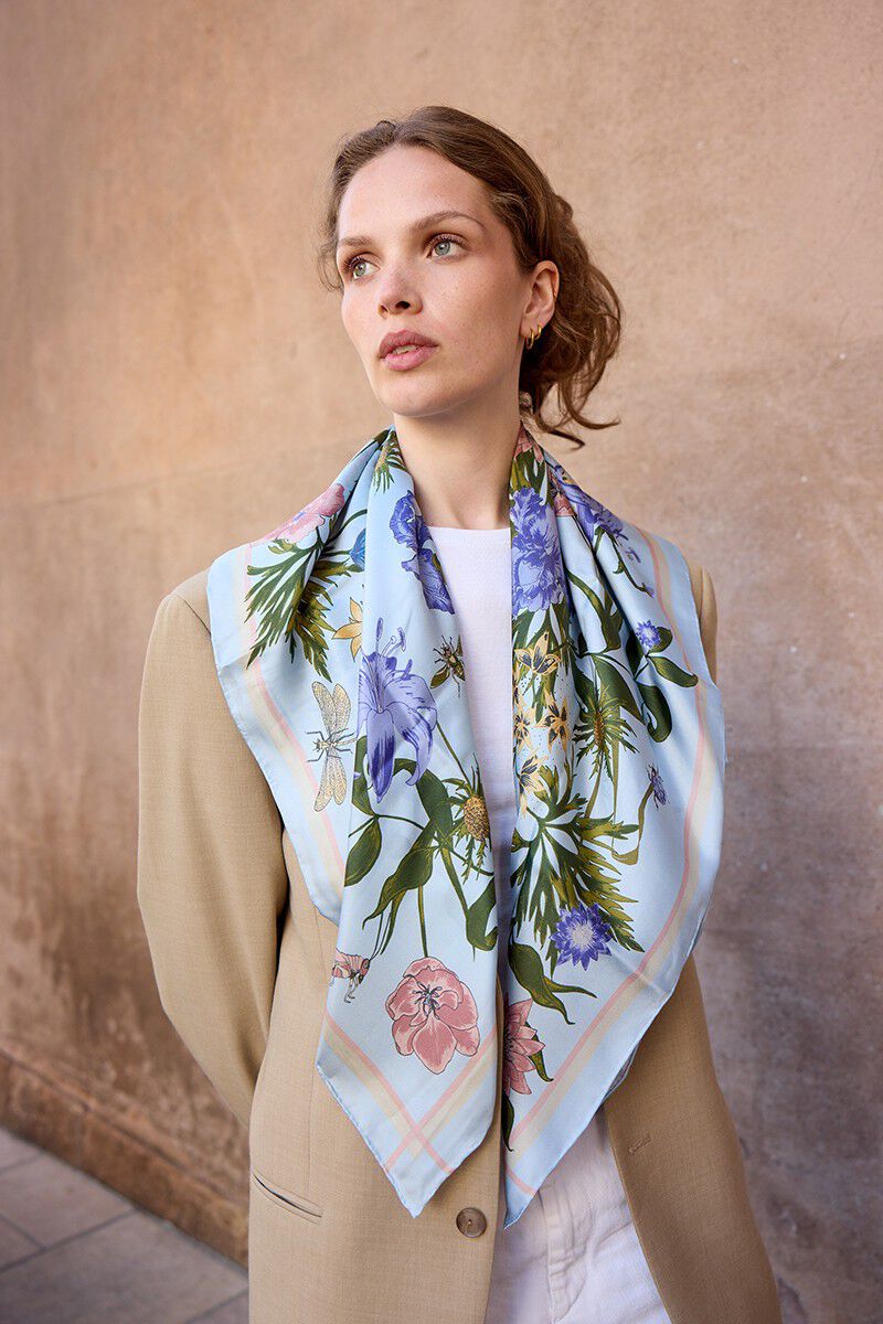 LIVING GARDEN Scarf