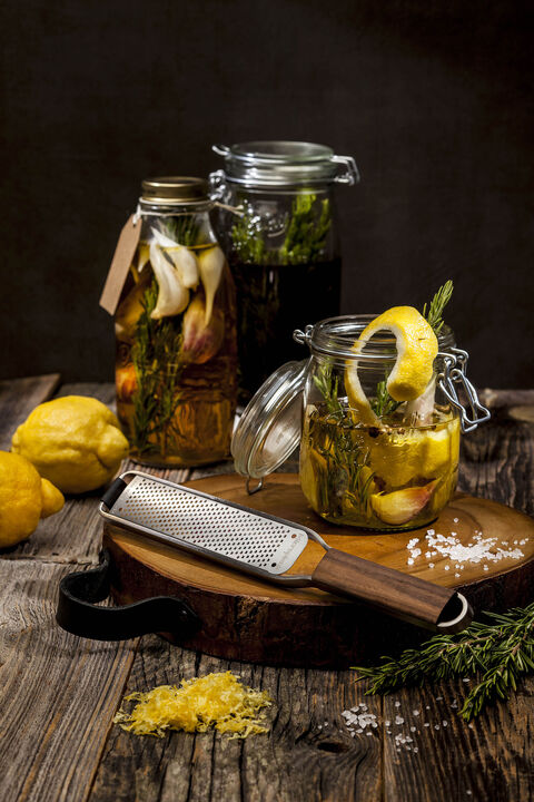 Master rivejern zester fin