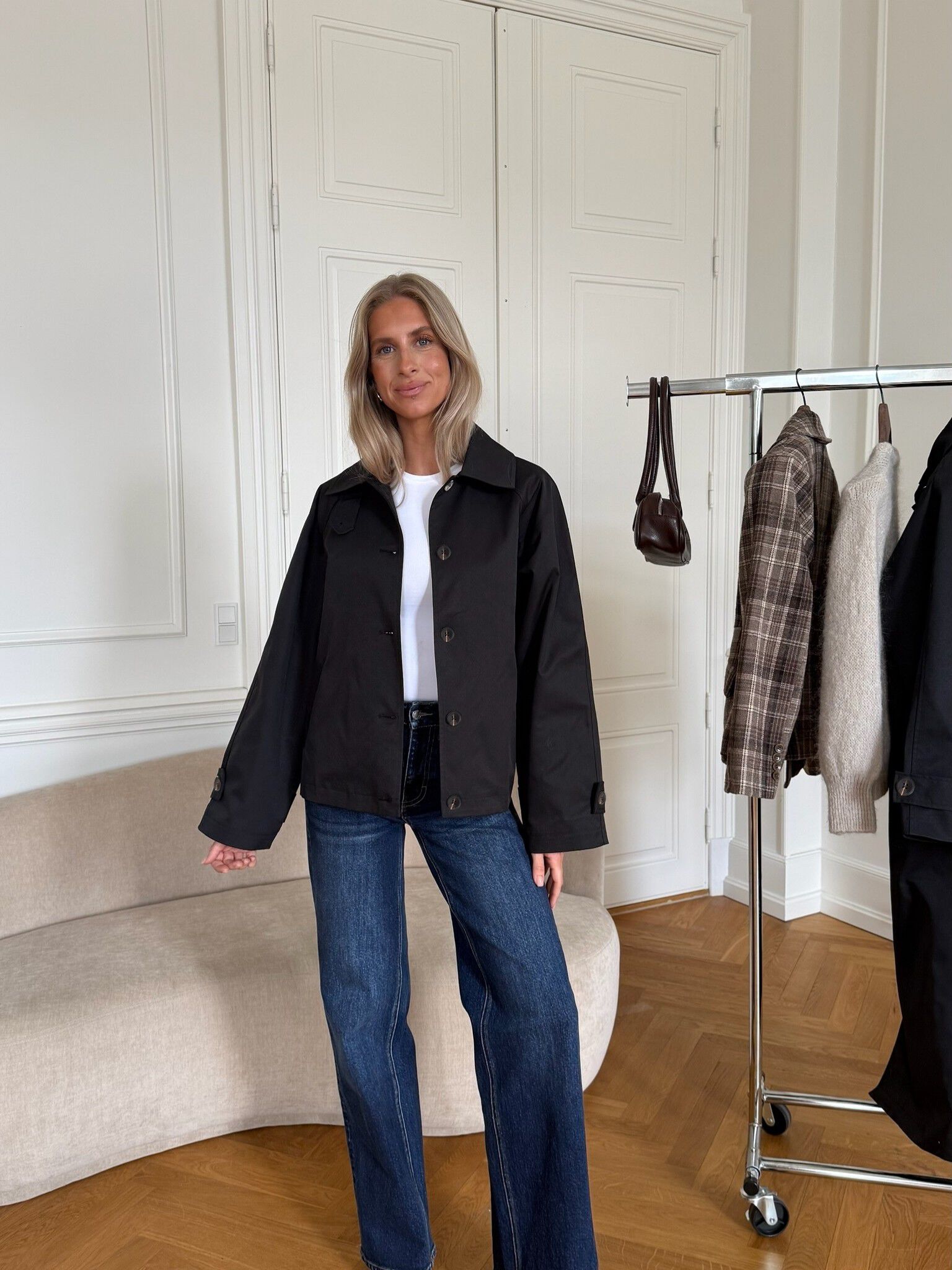 AvaIC Short Trenchcoat