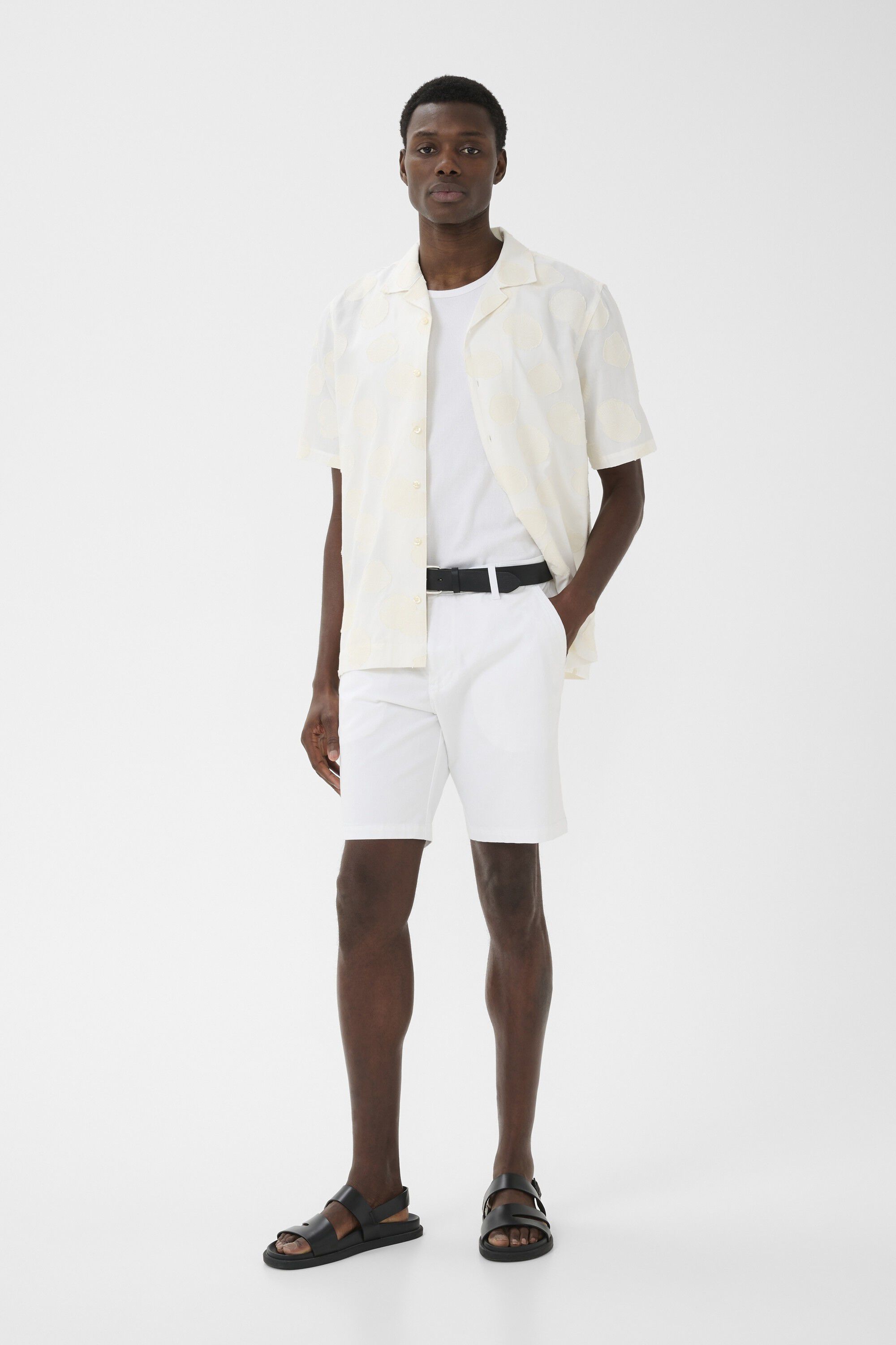 MAthomas Short