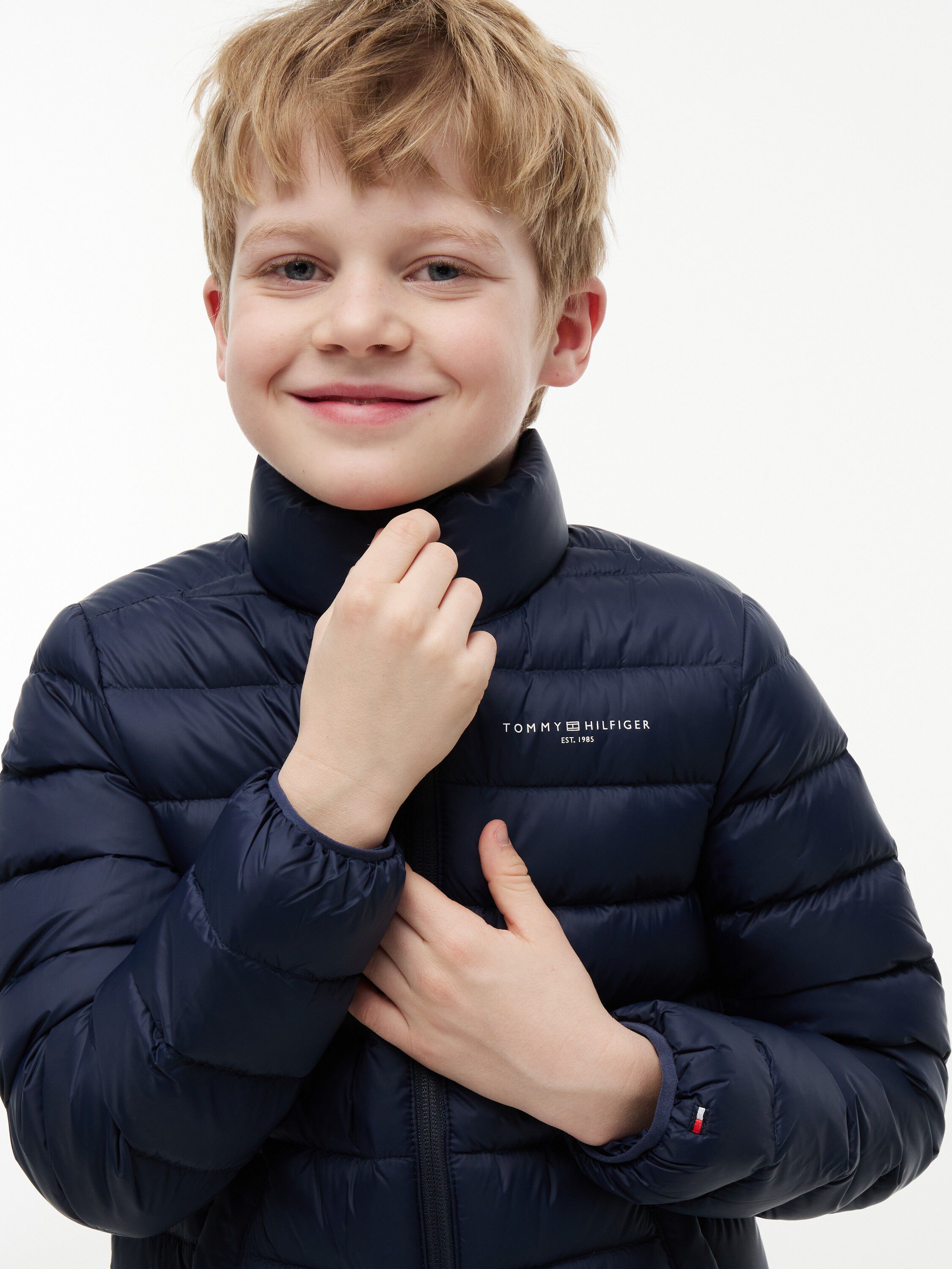 ESSENTIAL LIGHT DOWN JACKET