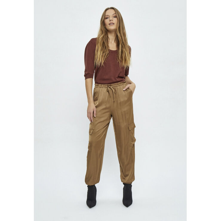 Selva Mid Waisted Cargo Pant