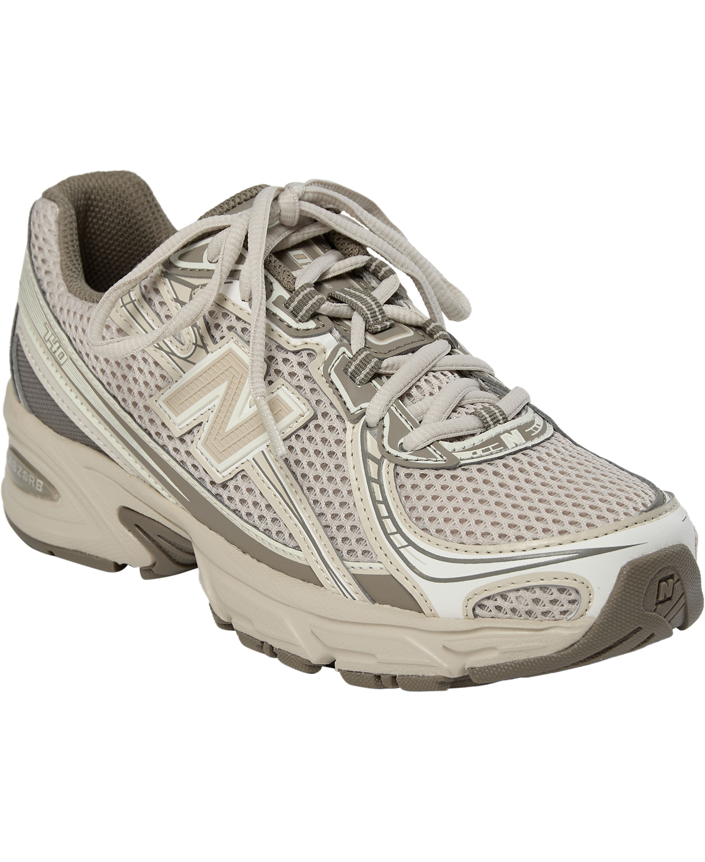 New Balance 740