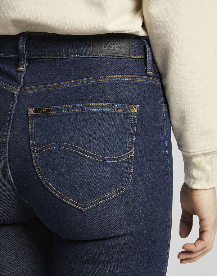 Scarlett High TONAL STONEWASH