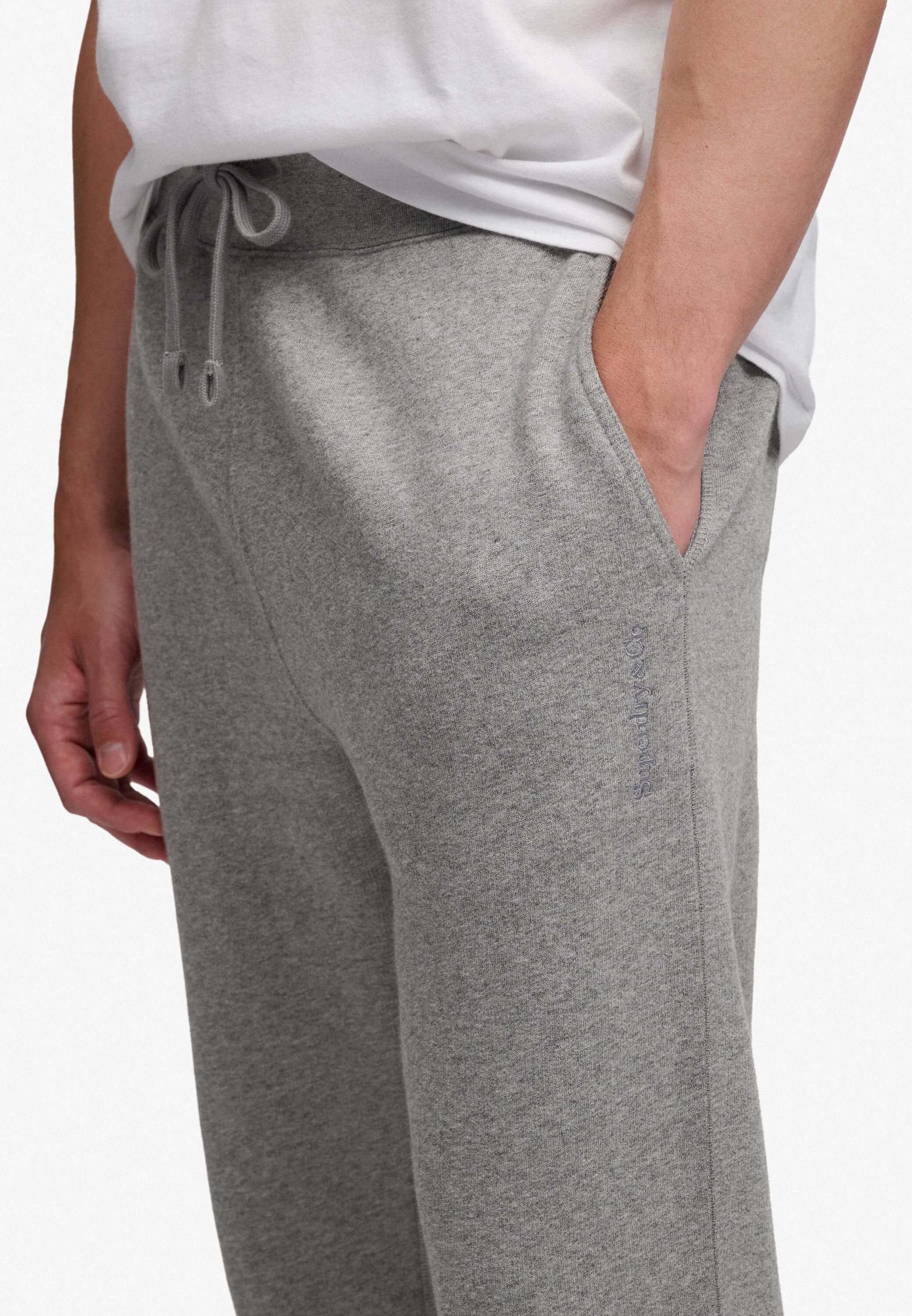 ESSENTIAL COMPANY LOGO JOGGER