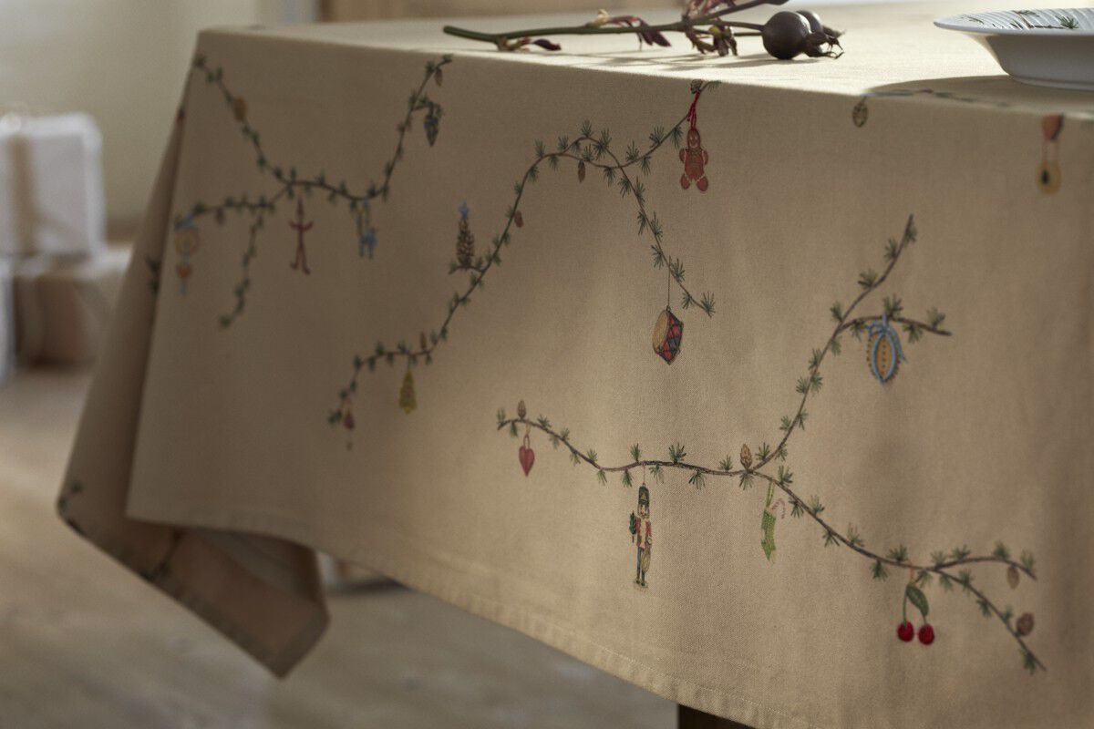 Hammersh&oslash;i Christmas Dug 150x370 cm sand