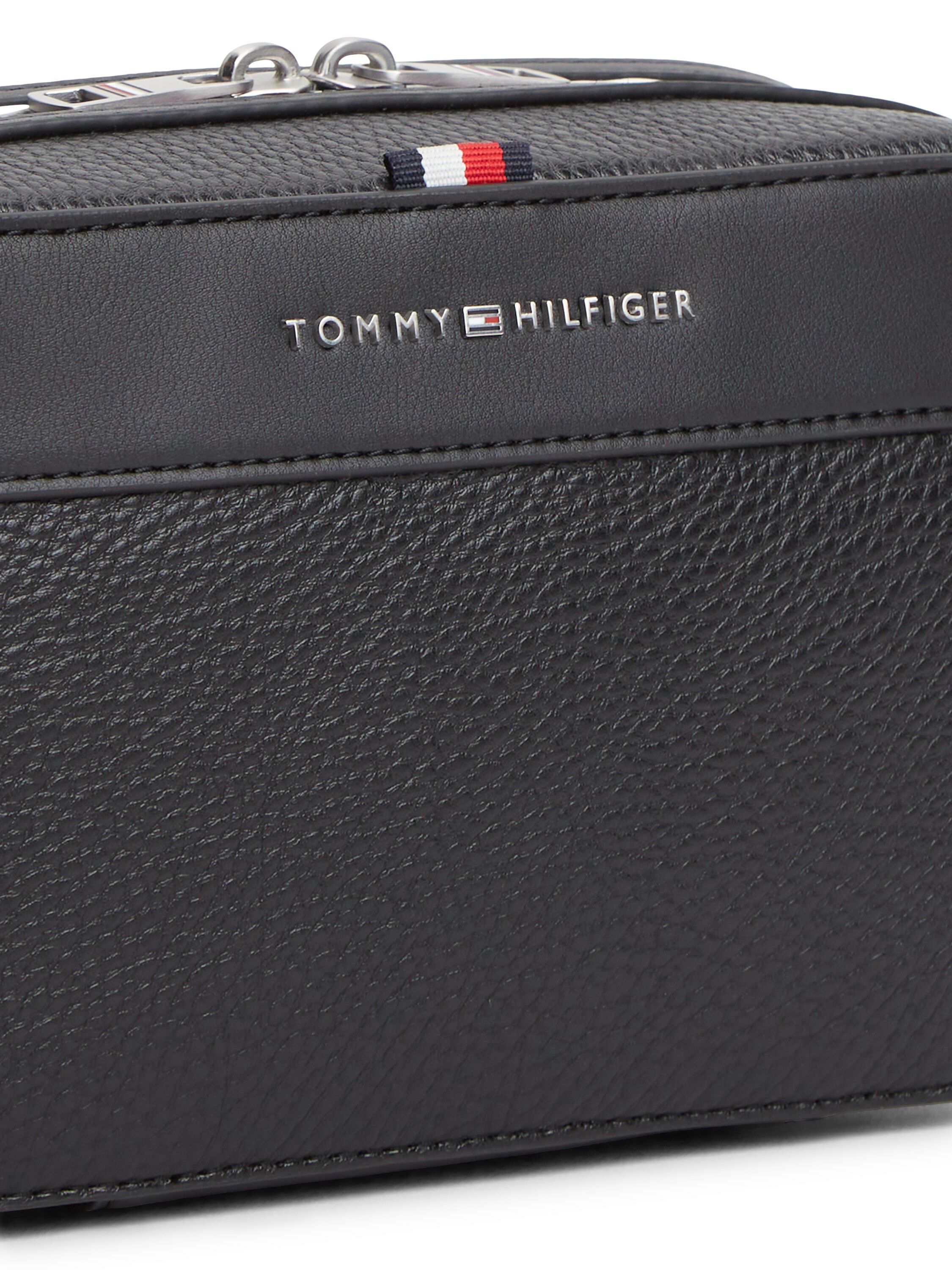 Metal Logo Pebble Grain Washbag