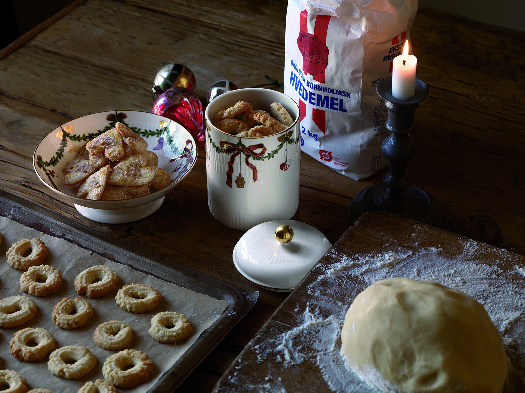 Stjerne Riflet Jul 16 cm. krukke med l&aring;g