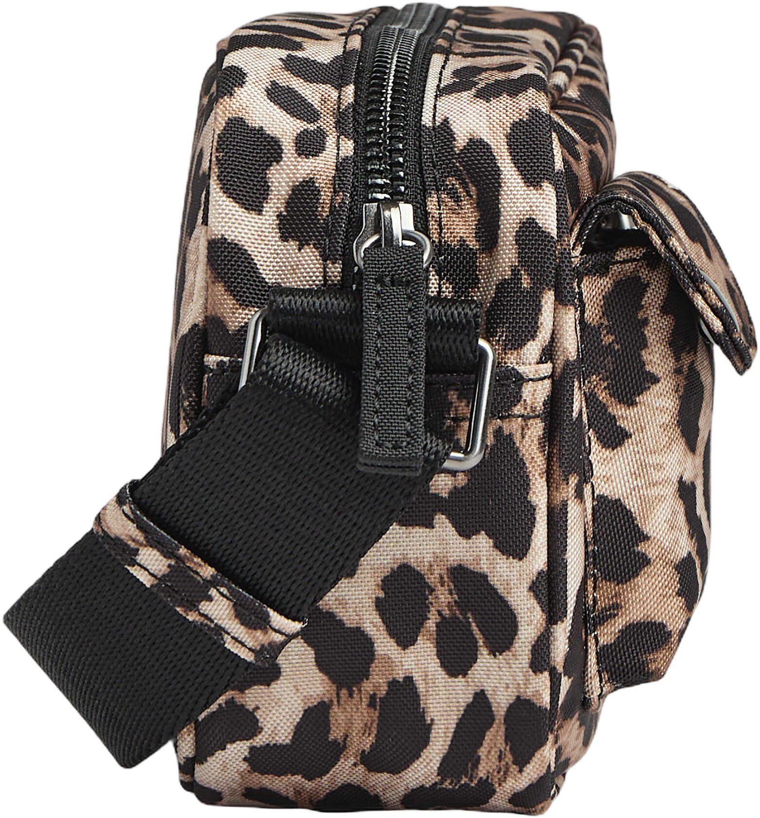 Darlambg S Cross. , Monochrome