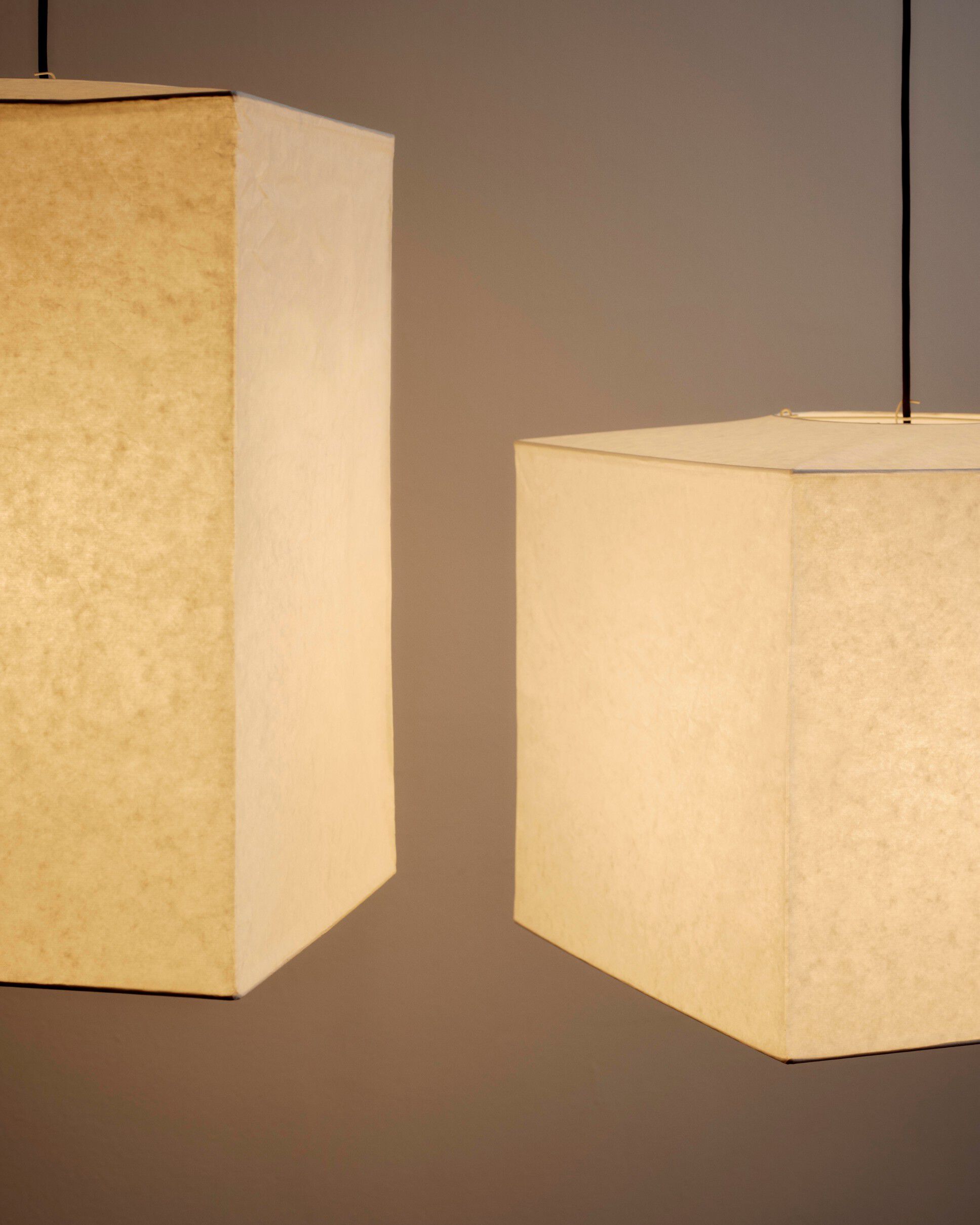 Paper Shade-Cube High-Classic white