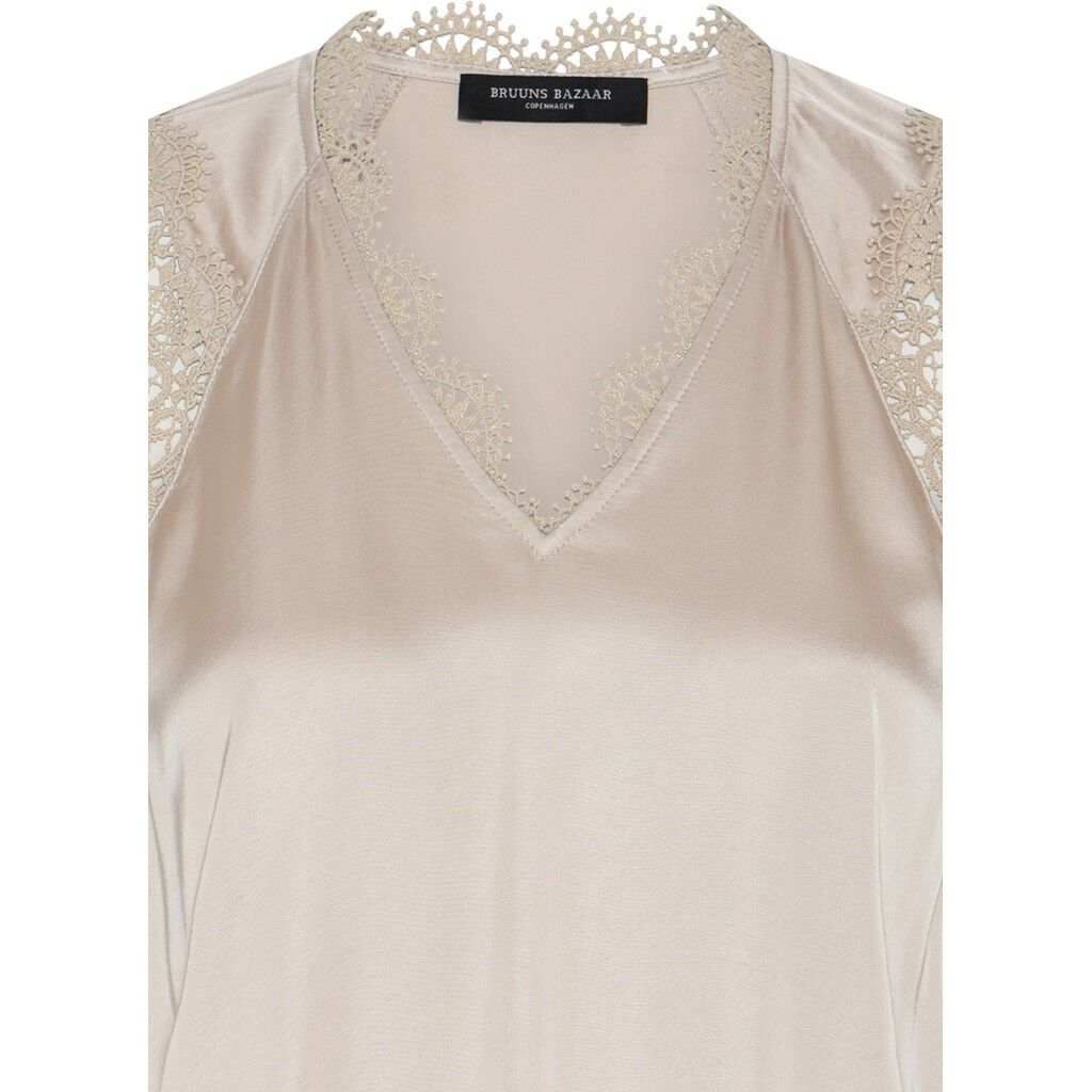 WeckiaBBSynje blouse