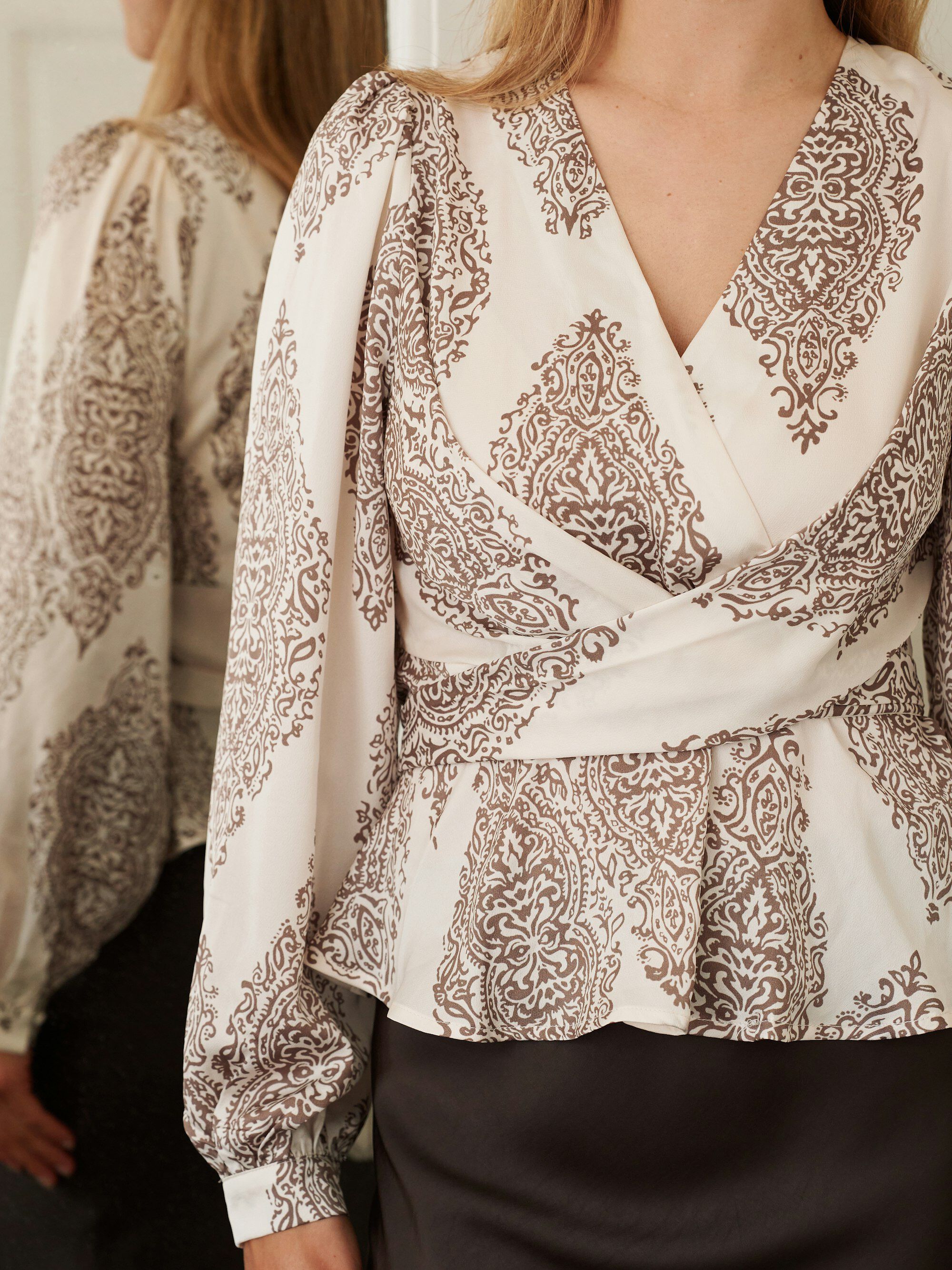 Rista Paisley Drop Blouse