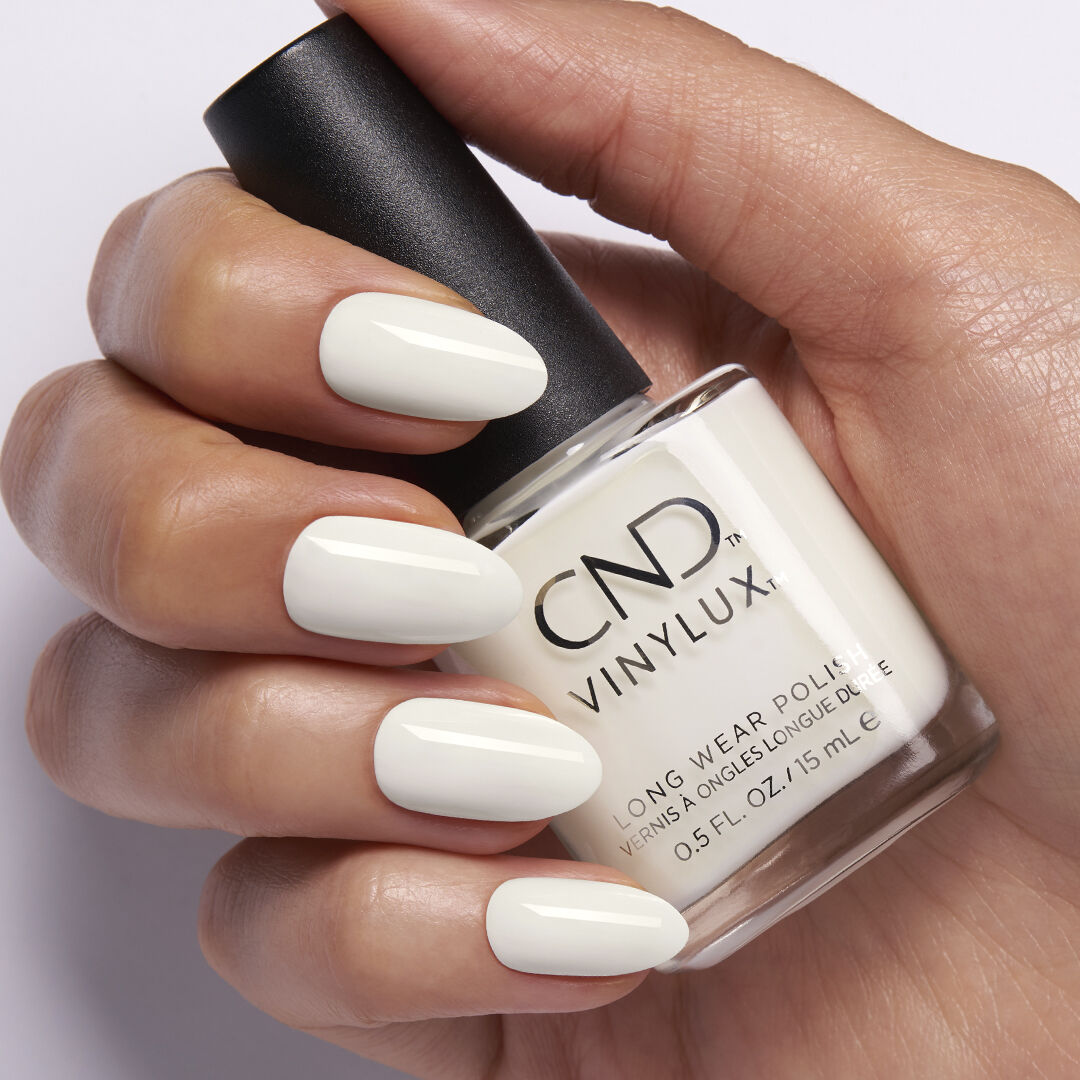 Lady Lilly, CND VINYLUX
