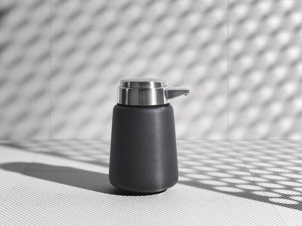 Vipp9 sæbedispenser