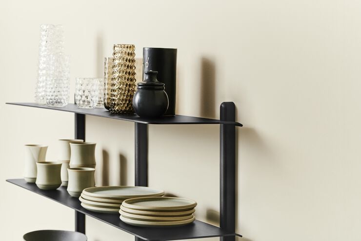 Nivo hylde stor D sort ask/ sort