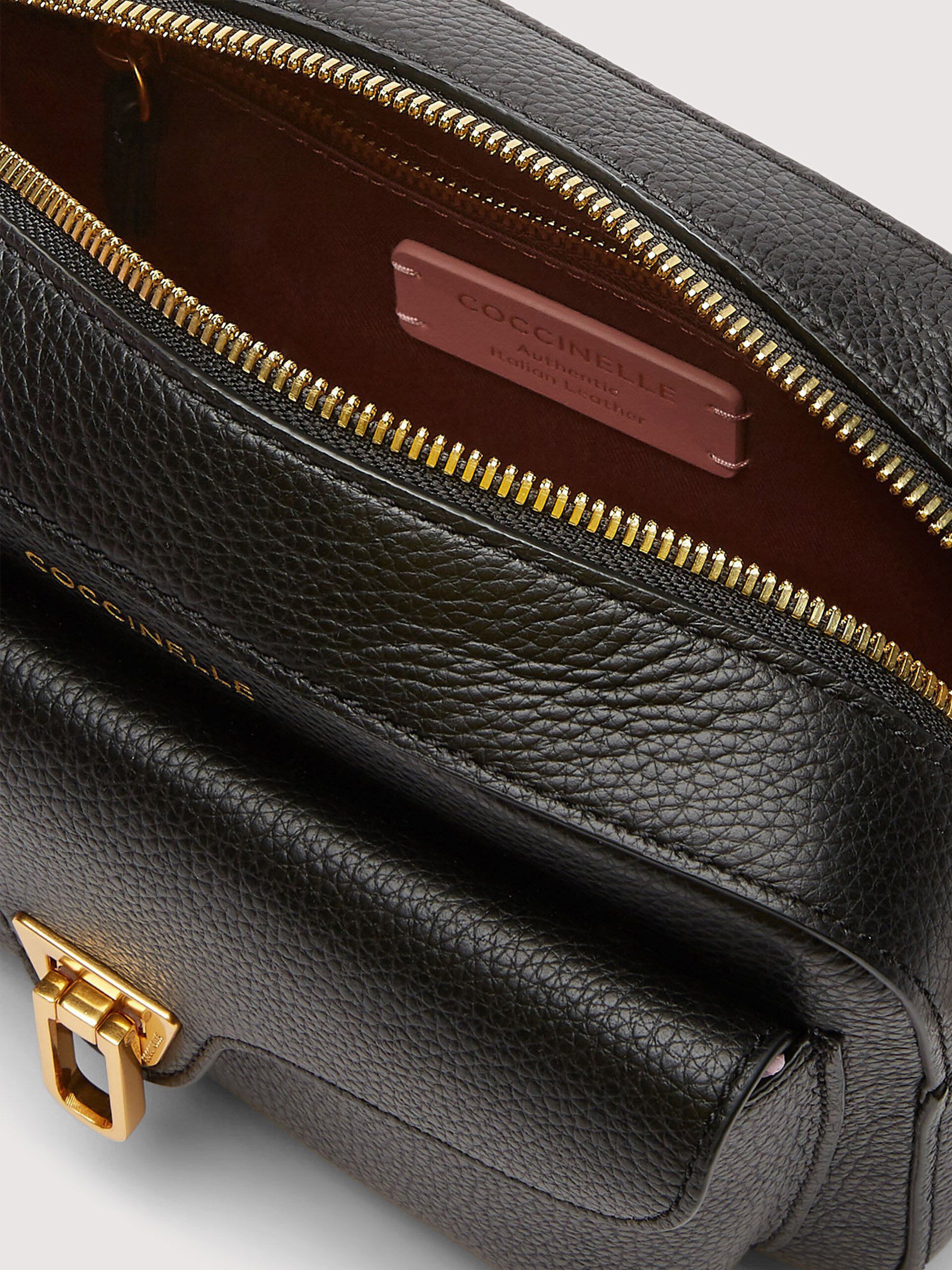 COCCINELLE BEAT SOFT