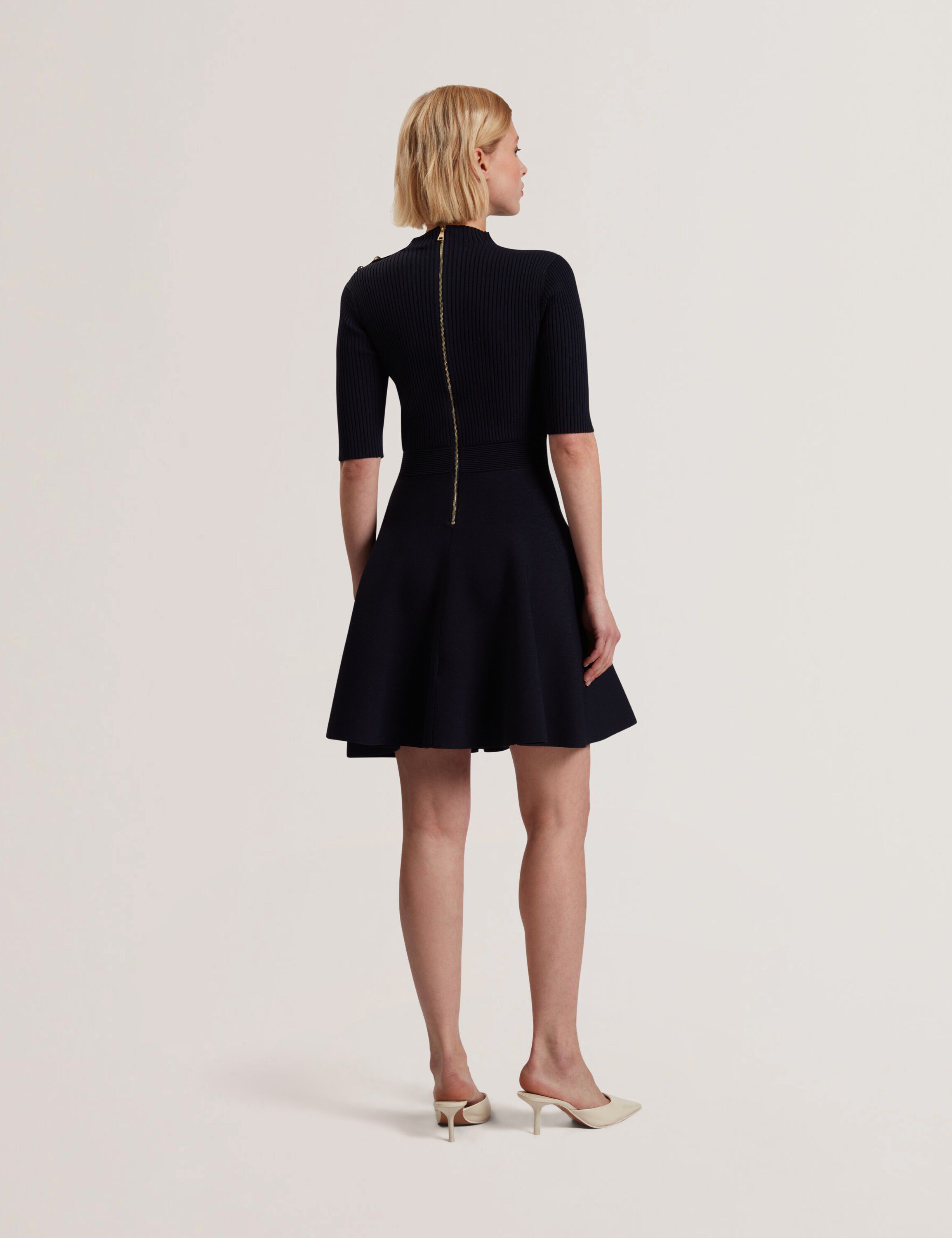 LILANO Ribbed Knit Button Detail Sk