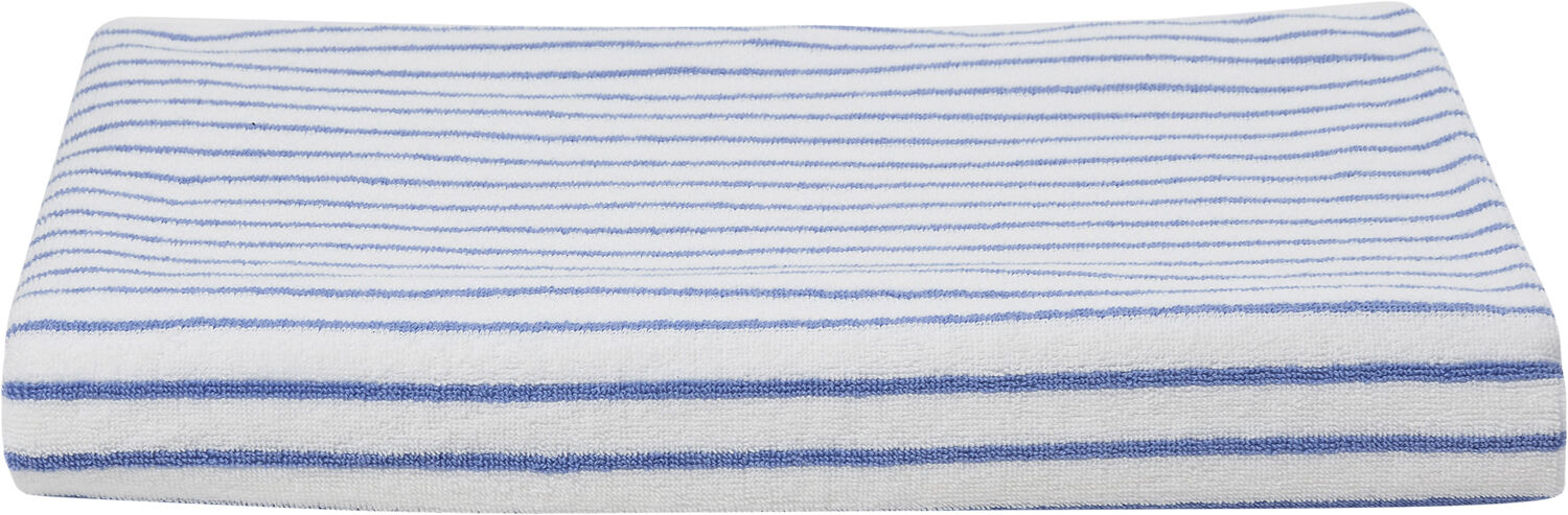 Beach towel 100x180cm smal strib lysebl&aring; GOTS