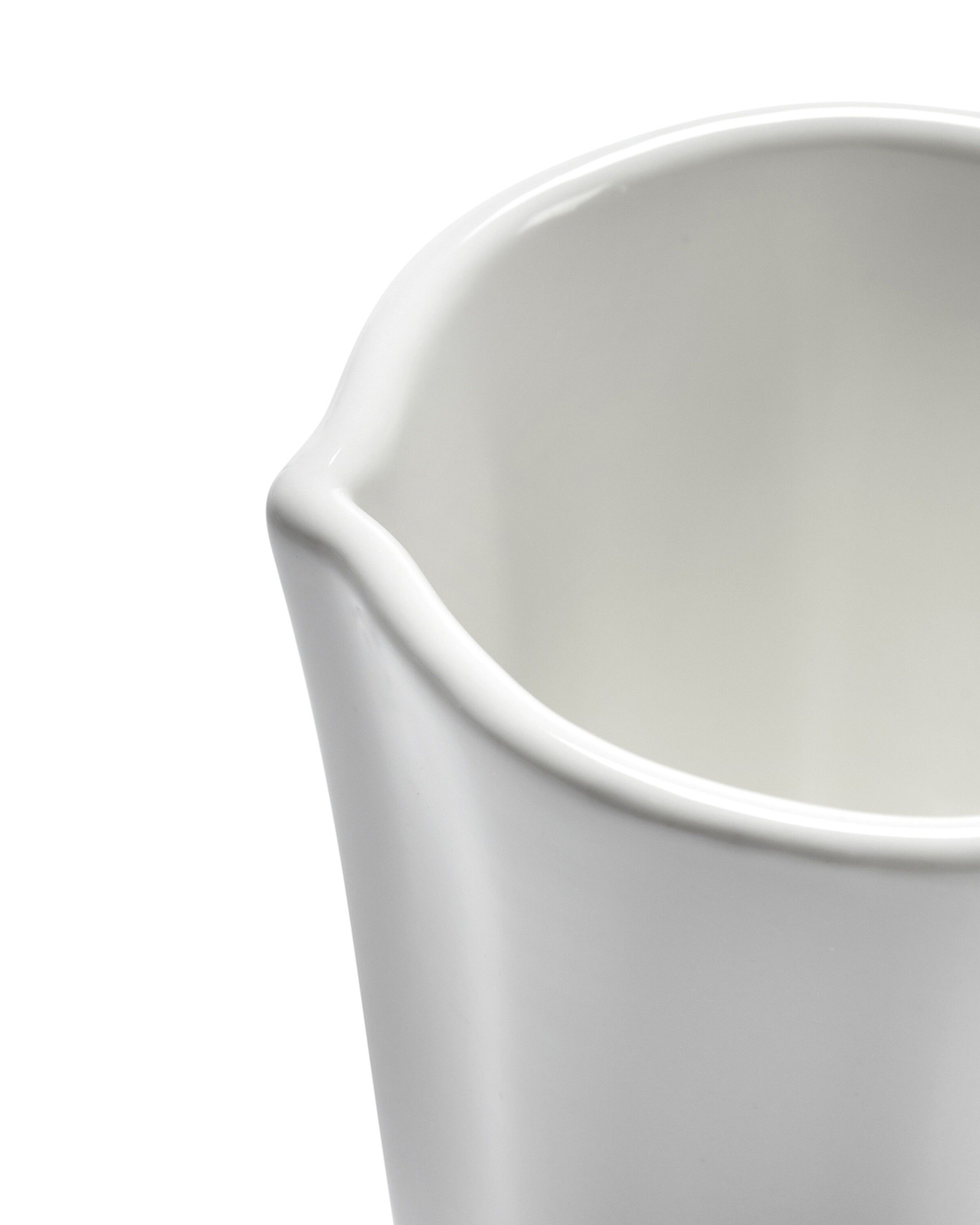 MILK JUG WHITE SILHOUETTE