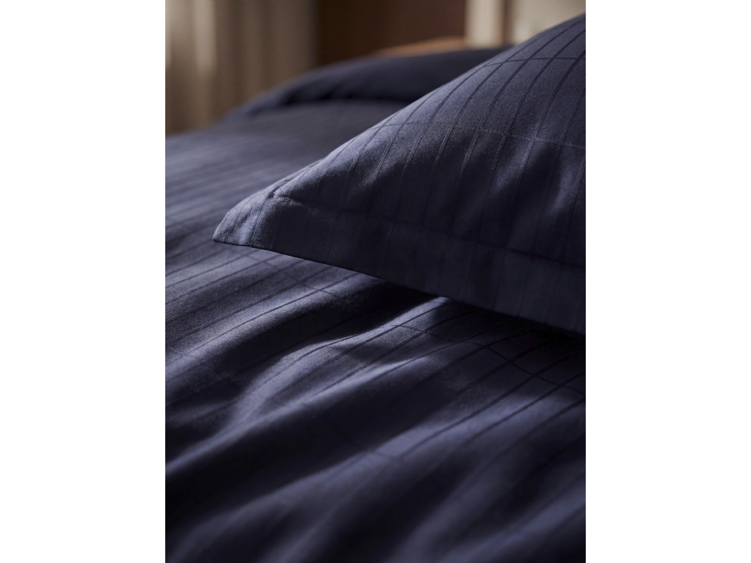 Sengesett 140x200 Essence Suite One Opptisk hvit