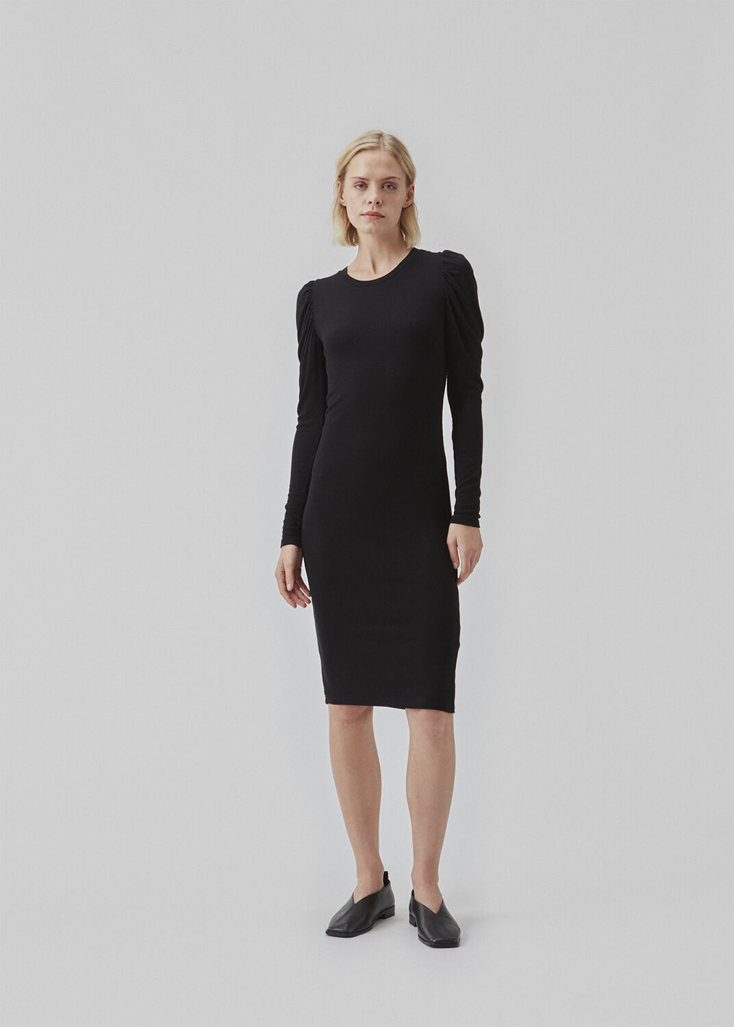 KrownMD o-neck dress