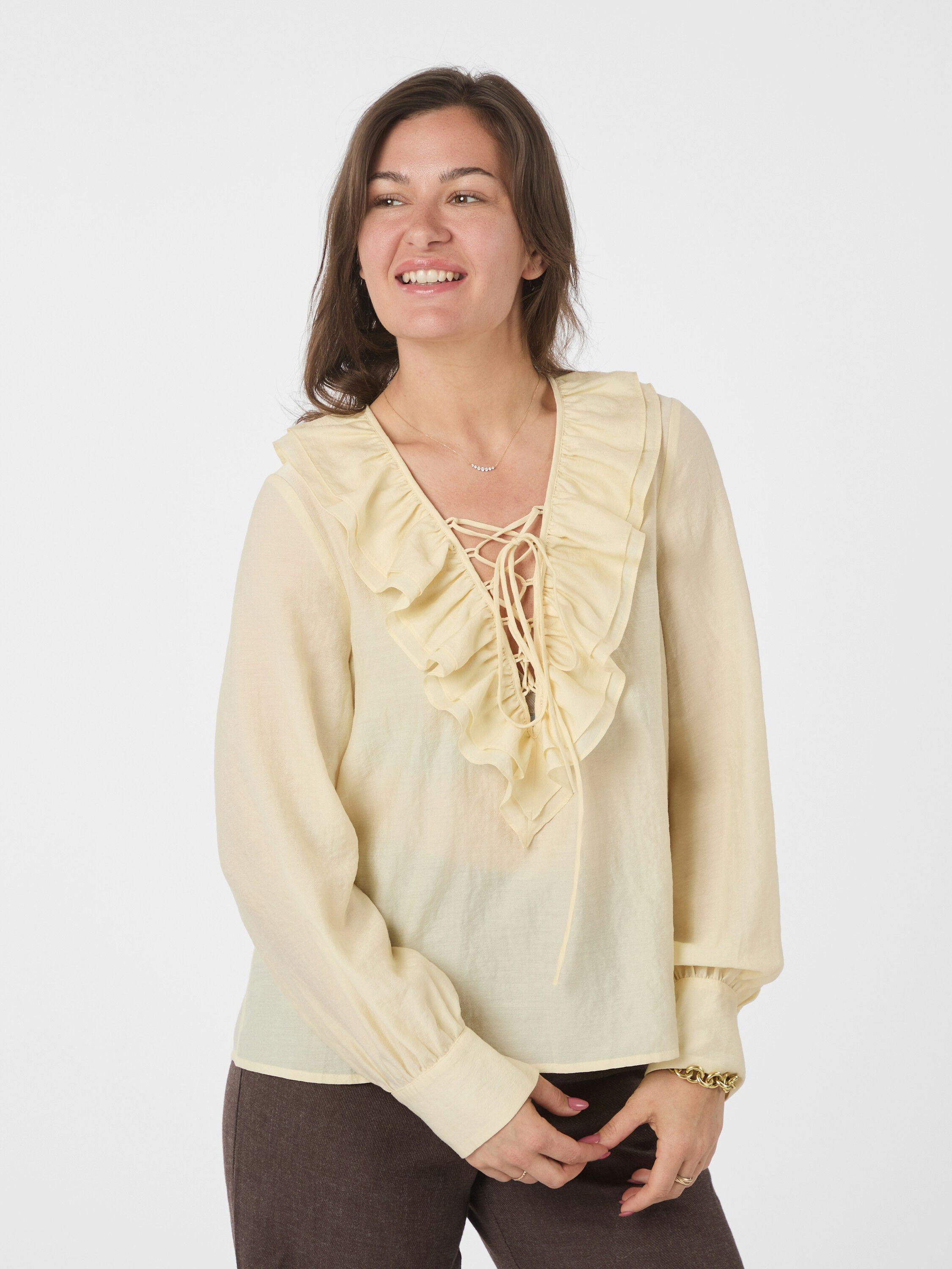 Katarina Crepe Ruffle Blouse
