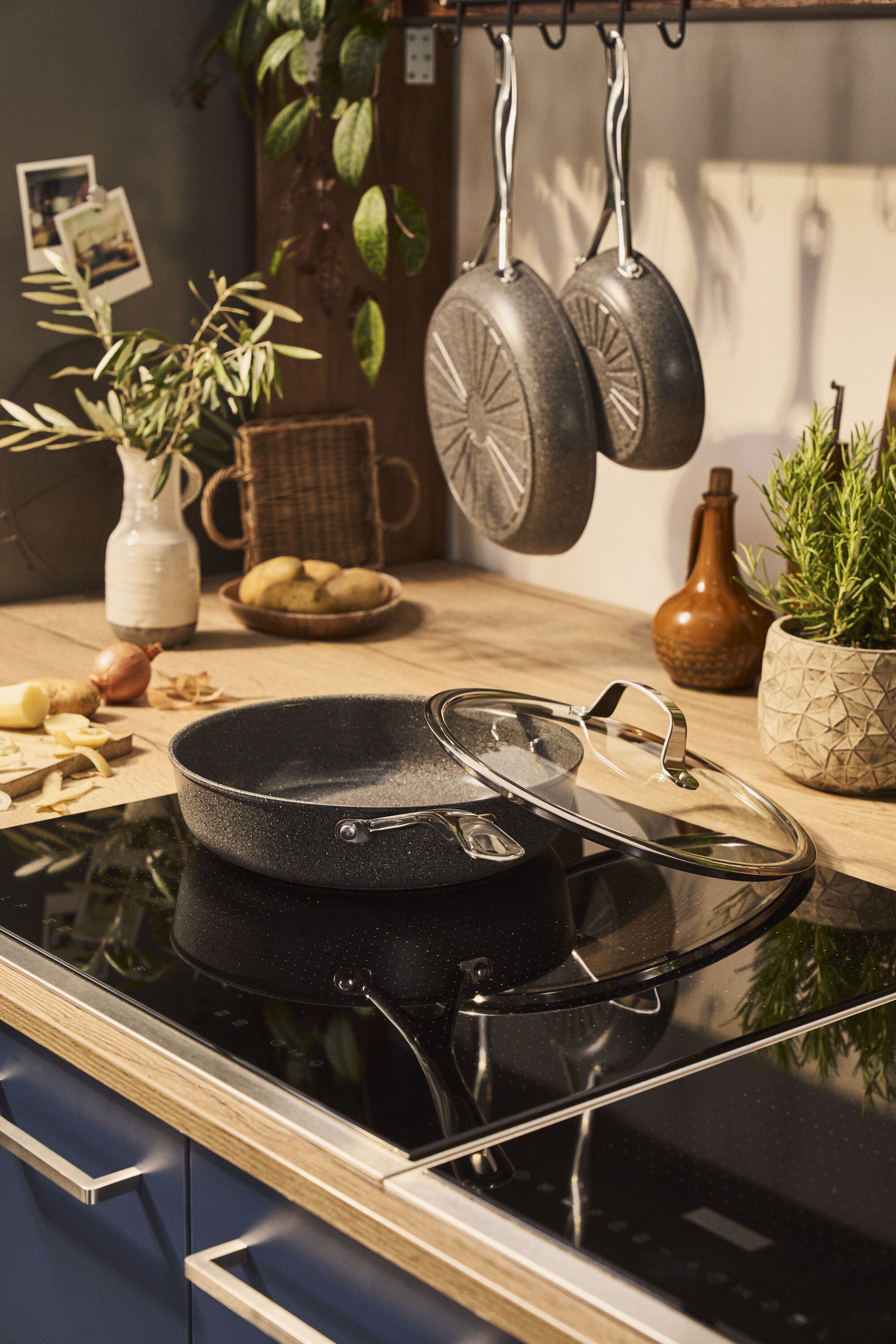 Salina Ceramic Sautepande Med l&aring;g, 28 cm, Aluminium, Titaniu